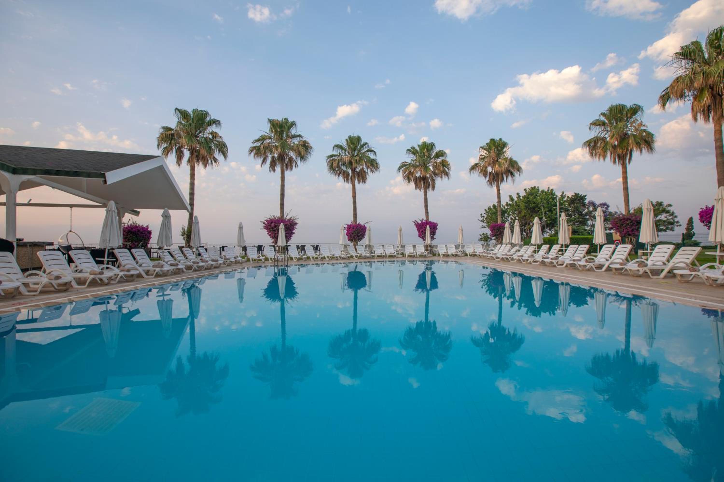 Falcon Otel - Image 34