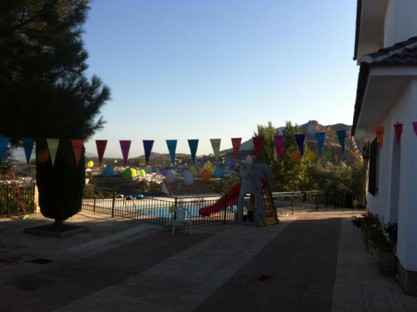Photo 18