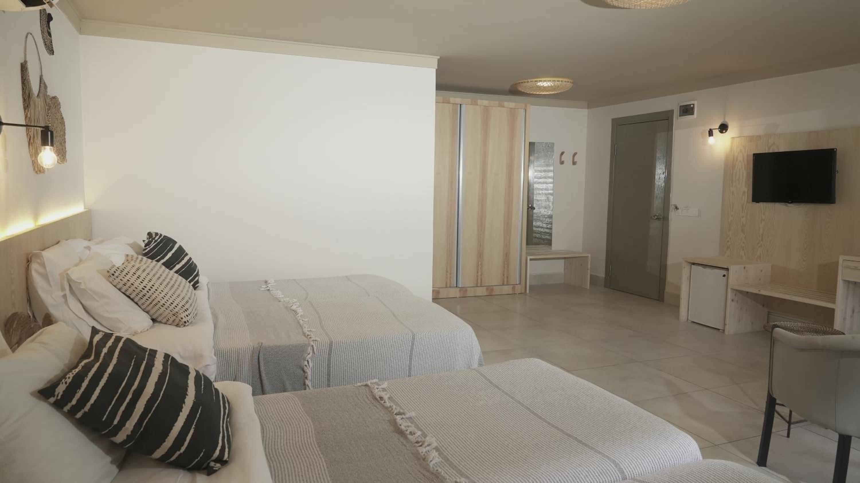 Sun Hotel By En Vie Beach - Image 44