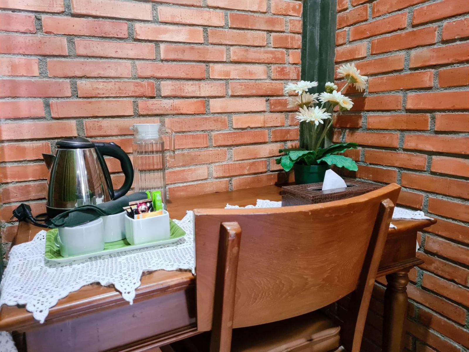Ndalem Suryo Saptono Guest House view 5