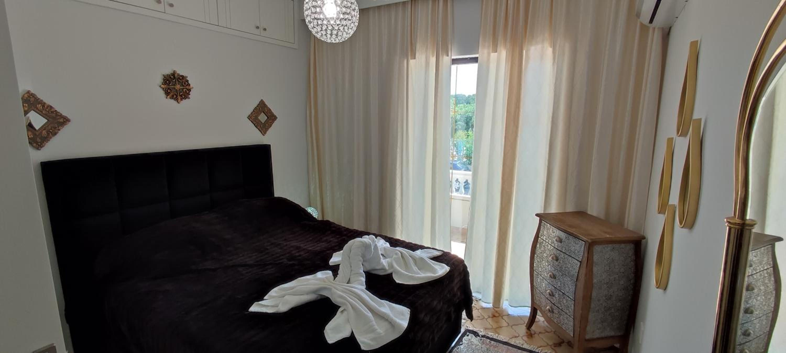 Ixian House Apartment photo 4