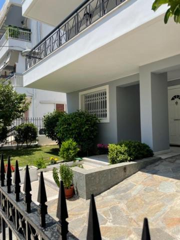 Kalimera Alimos Apartment