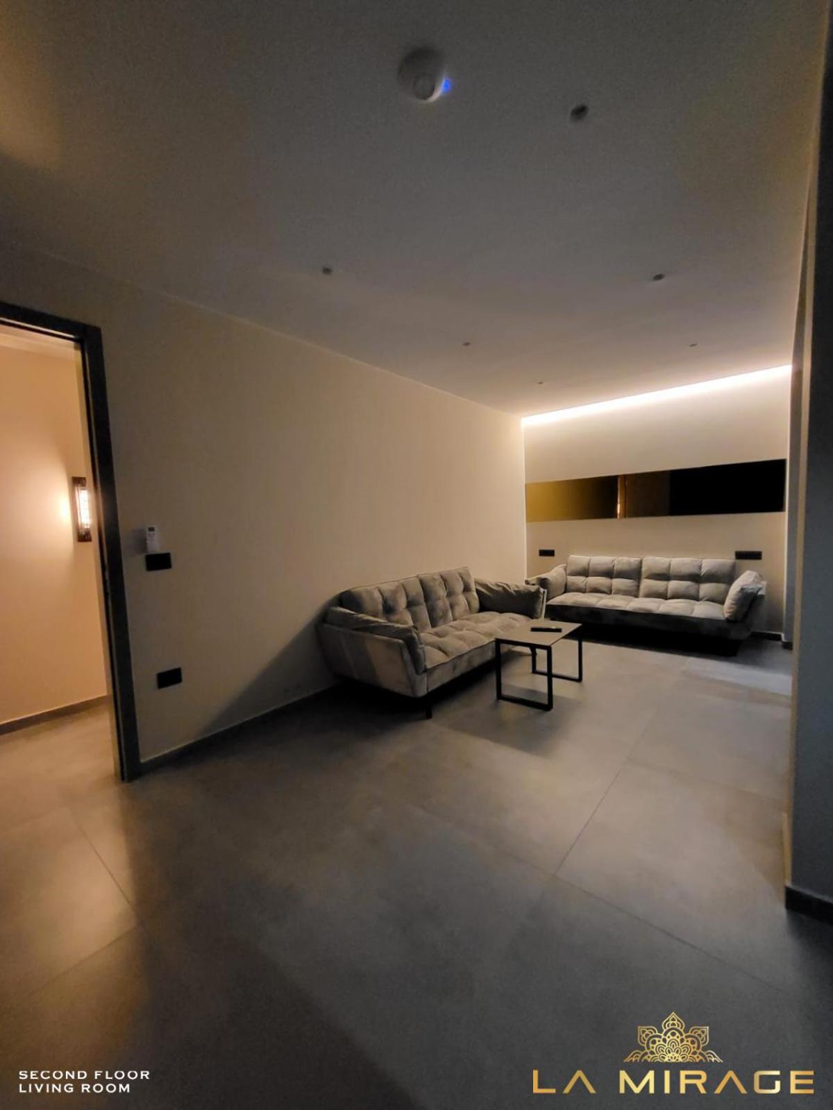 La Mirage Villa