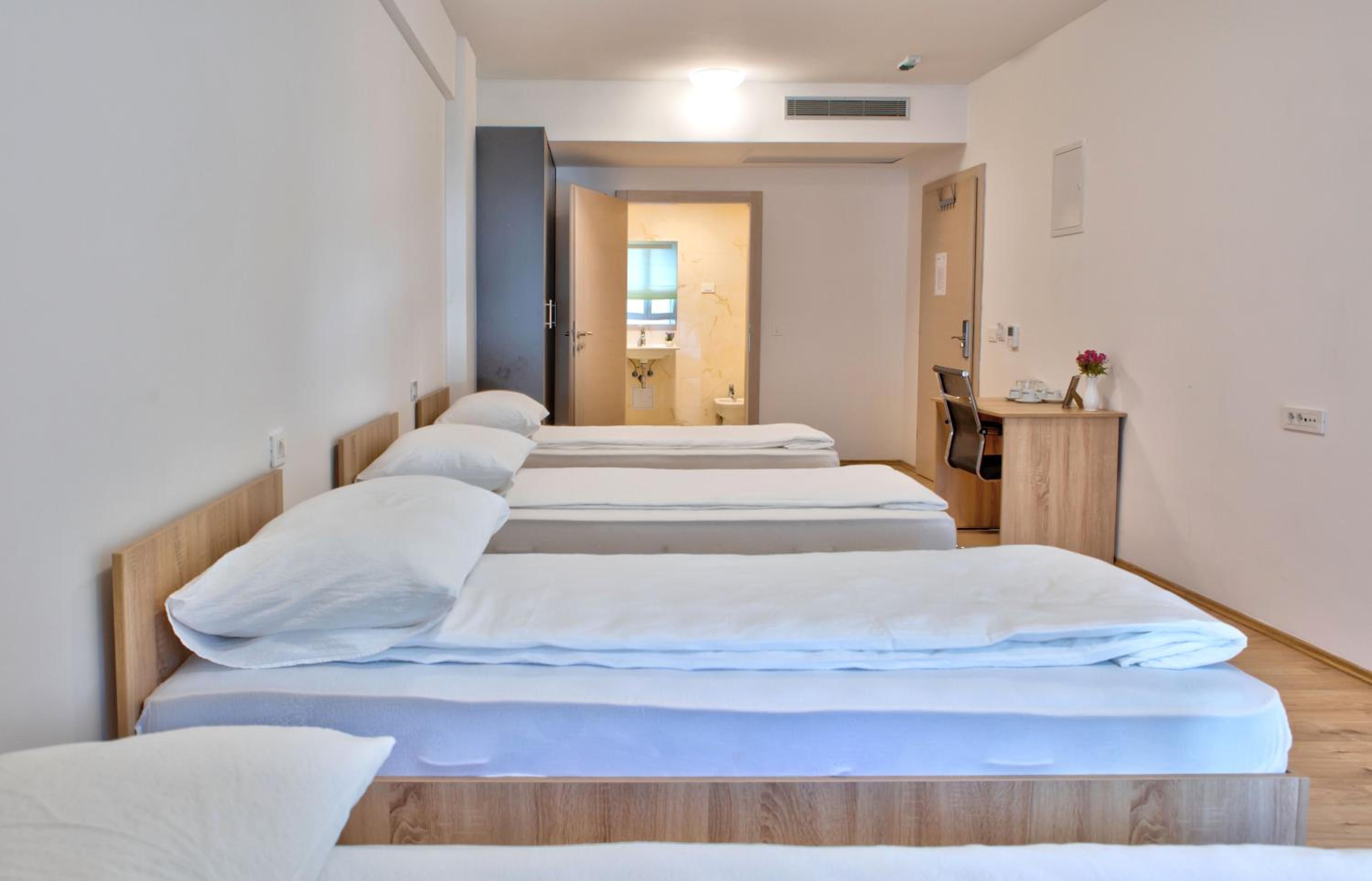 Hotel Dompes