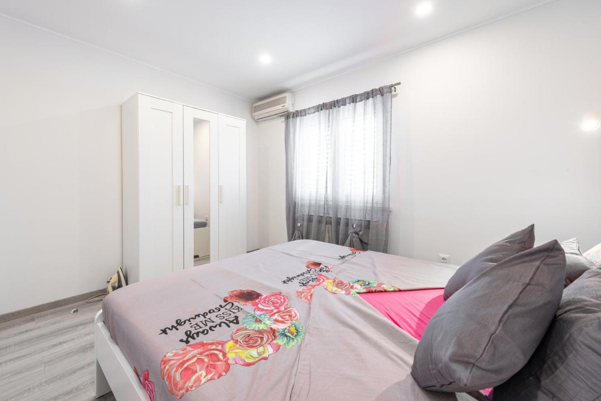 Apartment Bobara view 3