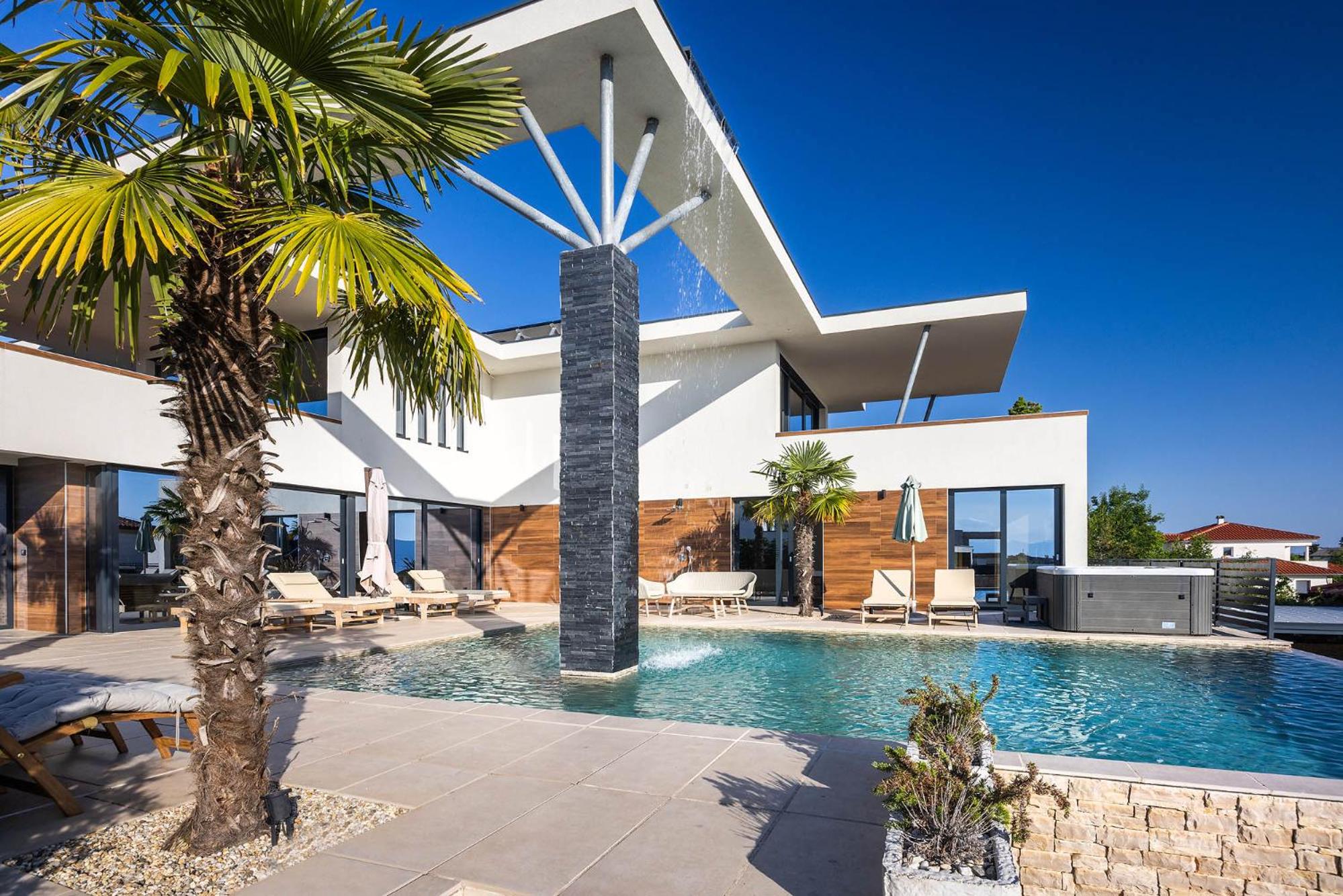 FIRST RESIDENCE Villa Eternity view 3