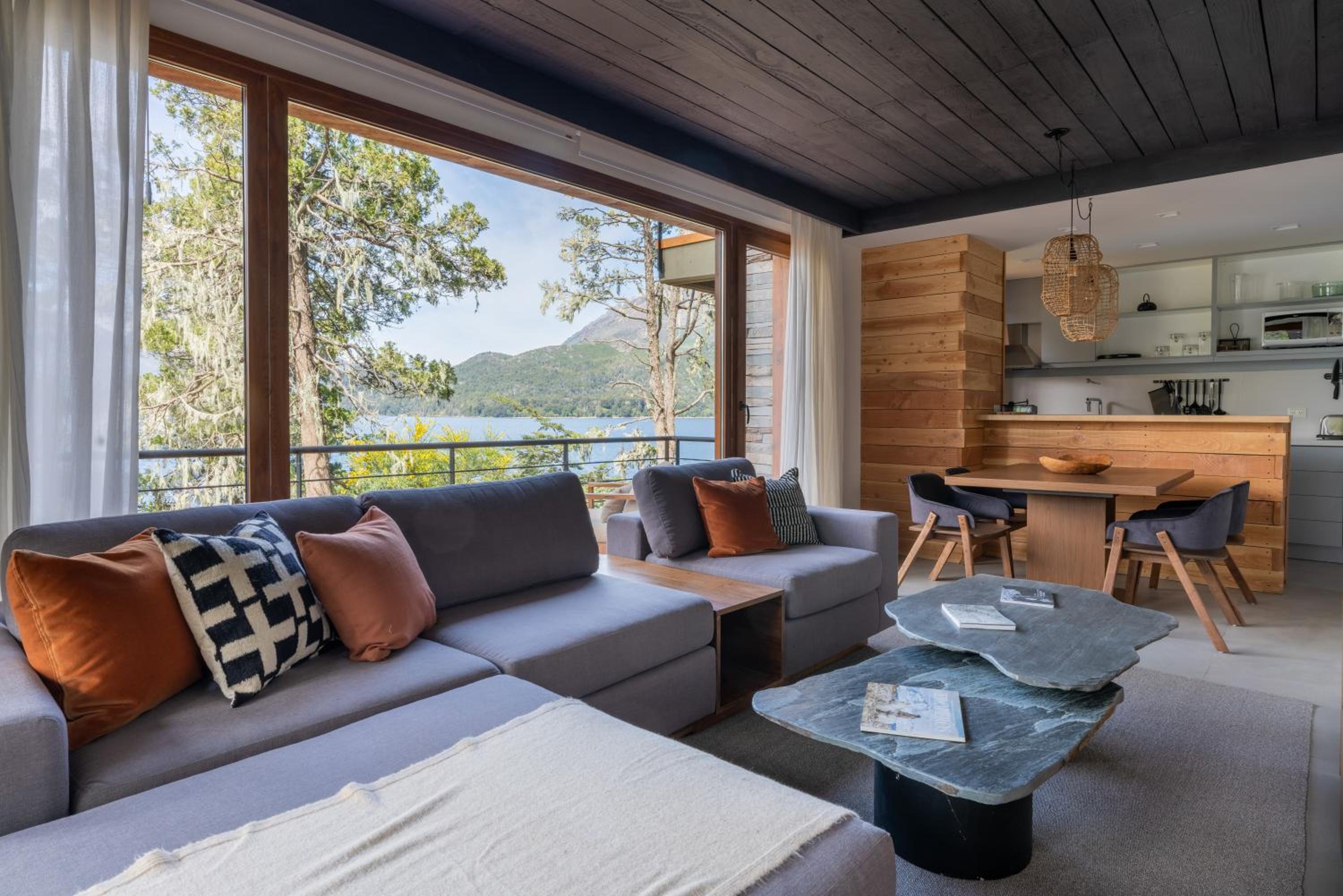 Peñon de Arelauquen Suites del Lago Bariloche Cipres 01