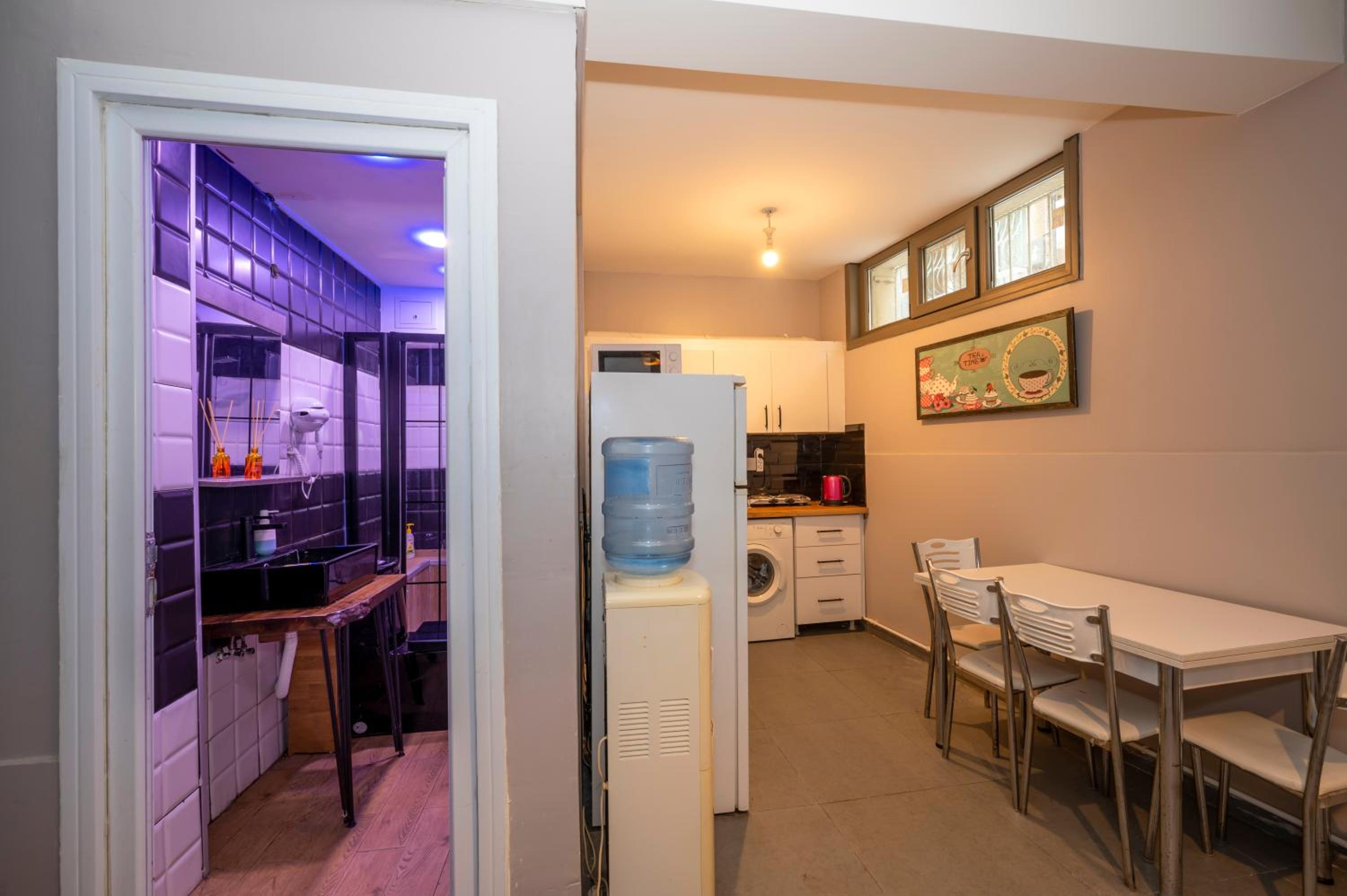 Taksim Square Hostel