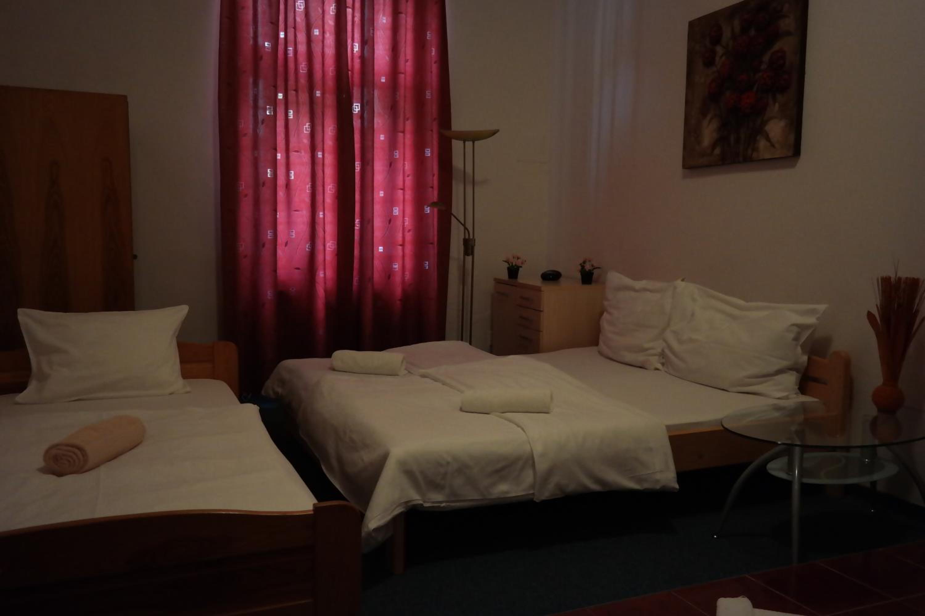 Hotel Praha Club bed & breakfast