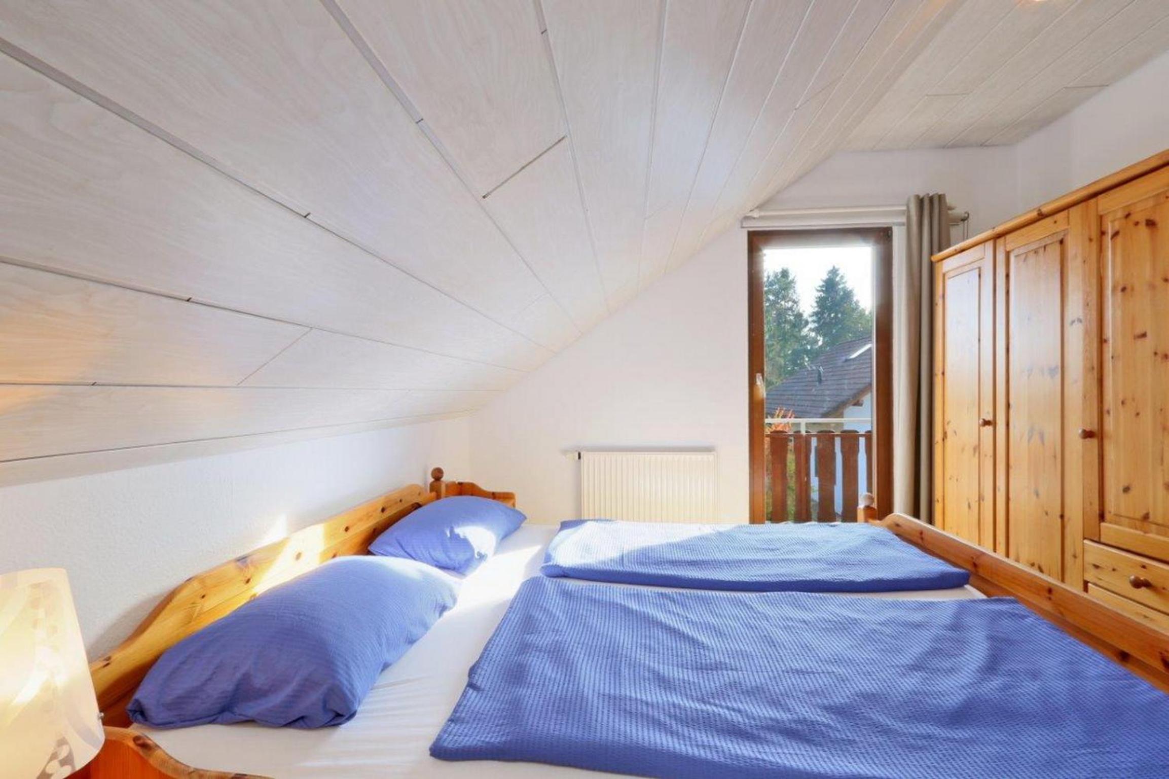 Ferienhaus mit Sauna direkt am Waldrand, See, Wald und Ruhe