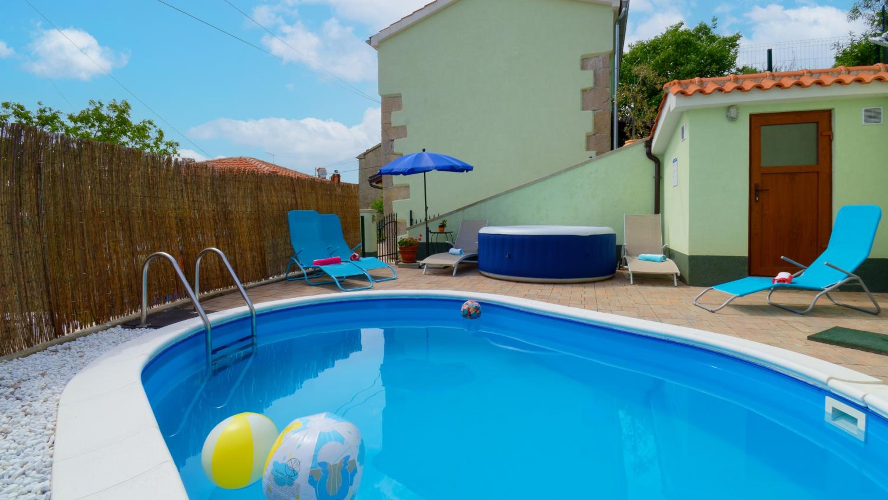 Villa Nicolara by Rent Istria view 3