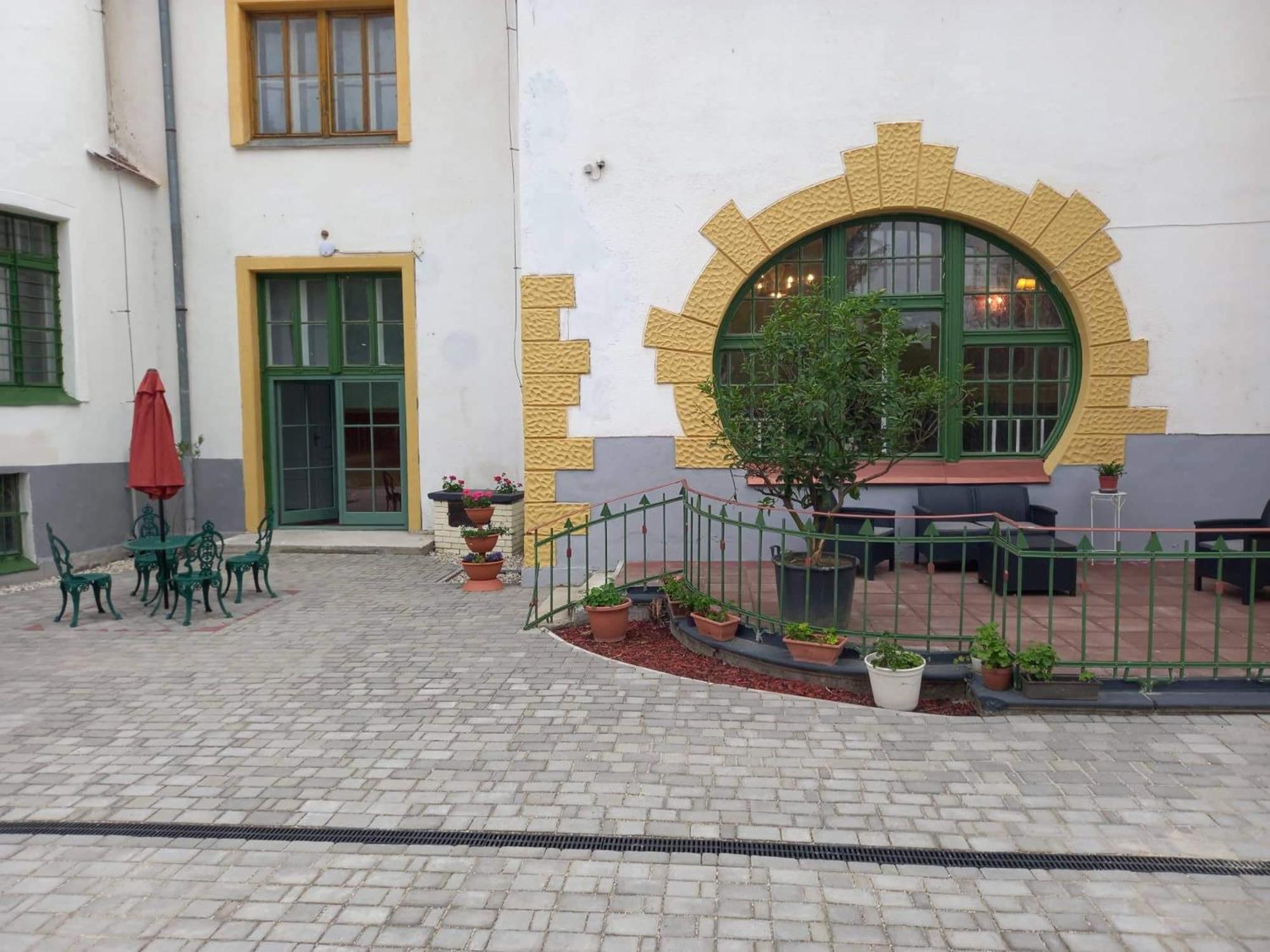Photo 28