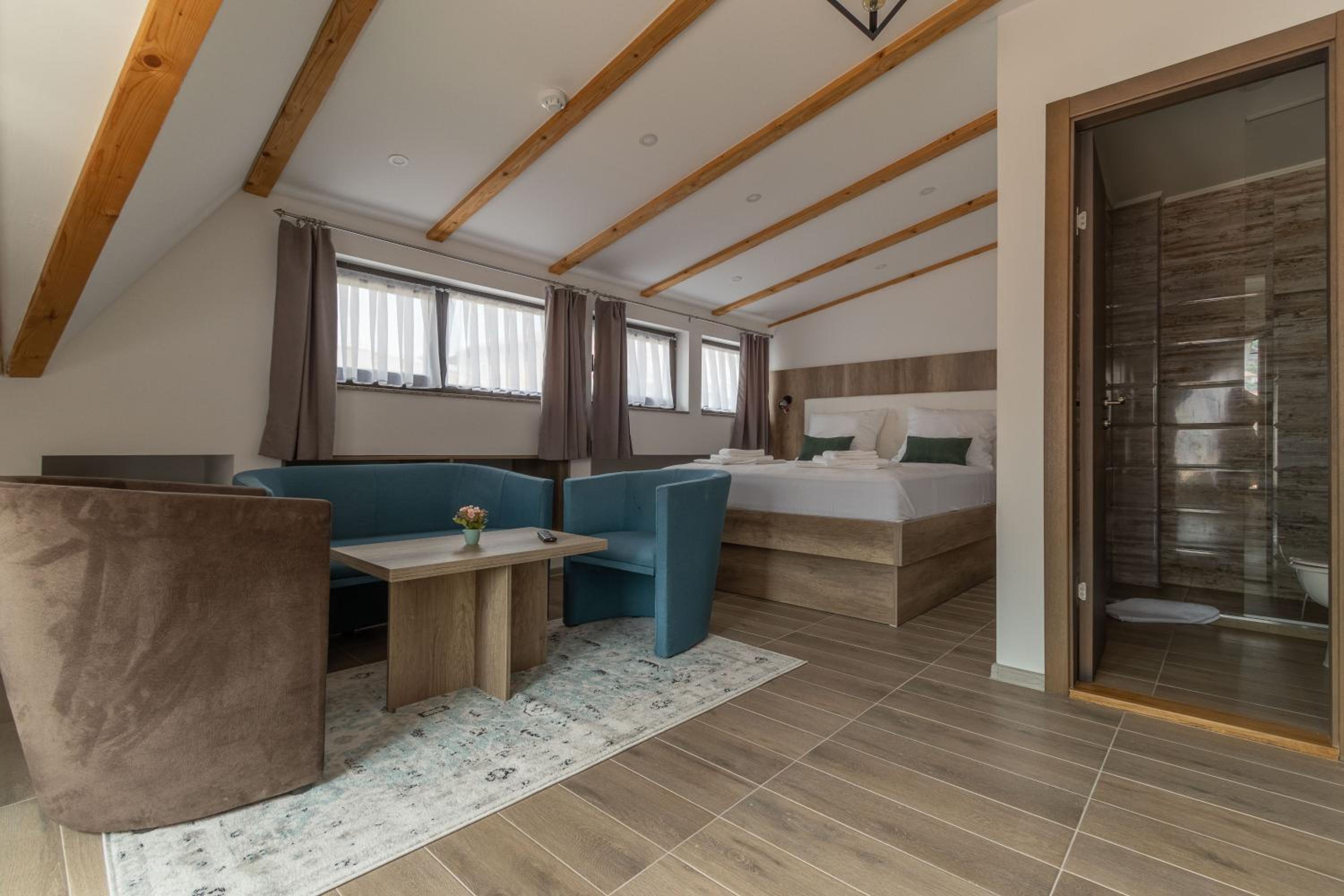 Verdi Rooms