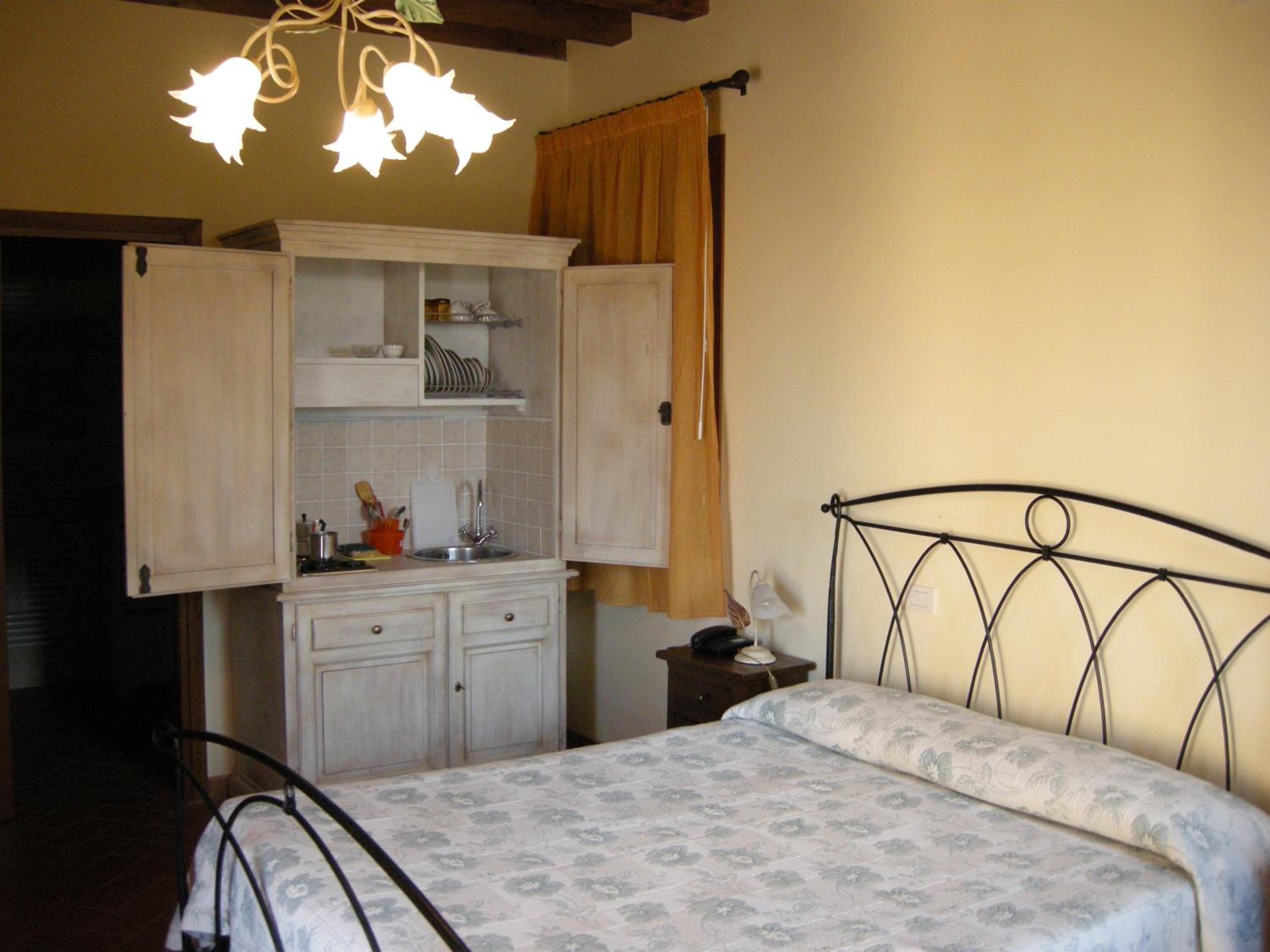 Photo 42