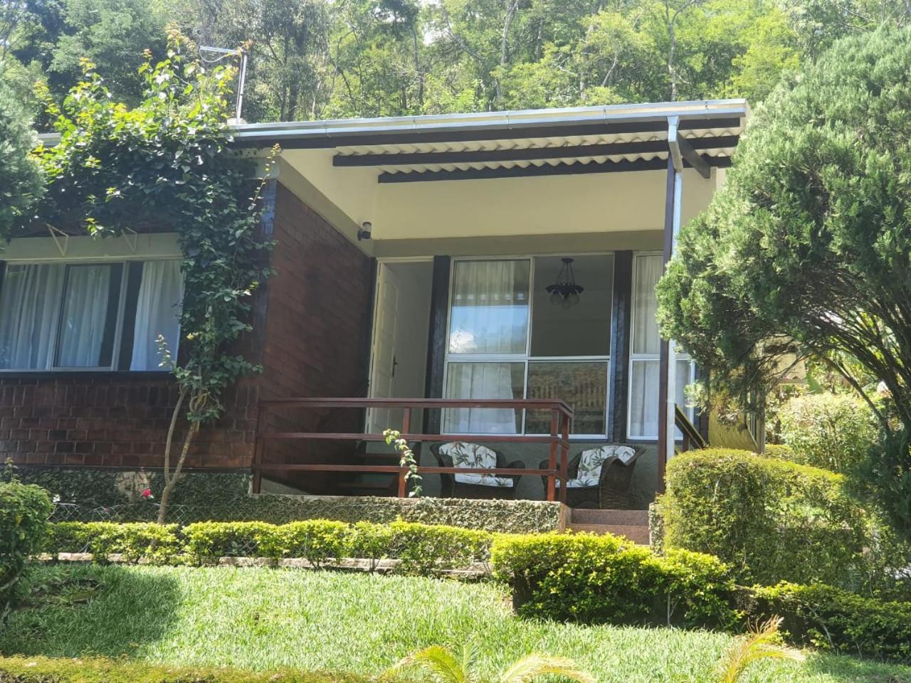Casa aconchegante com vista para as montanhas