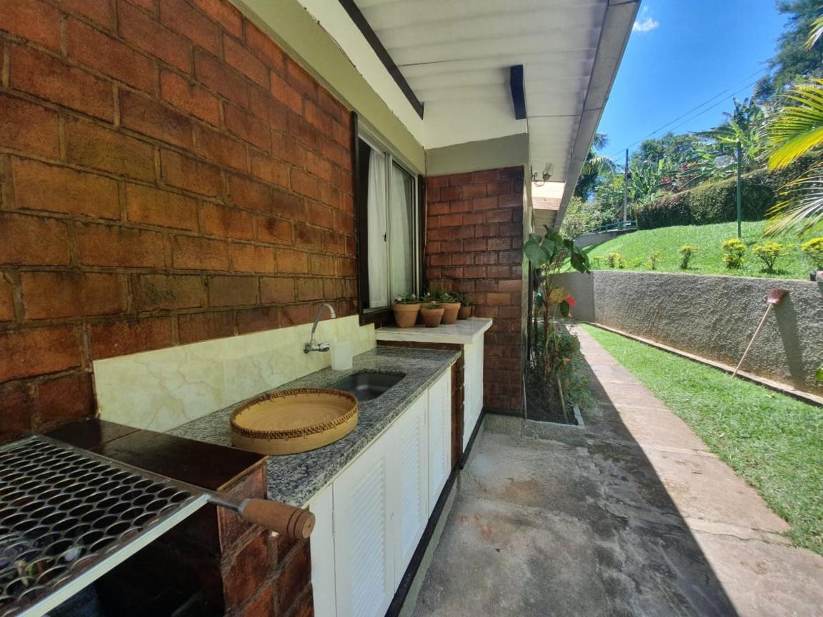 Casa aconchegante com vista para as montanhas