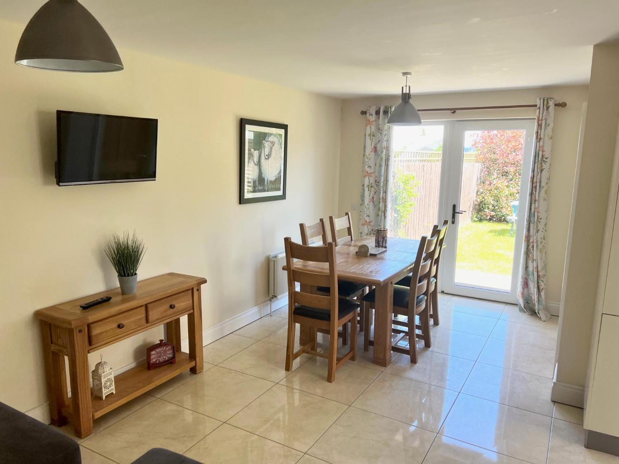 Hotel New Room @ Sean and Janes - Image 1