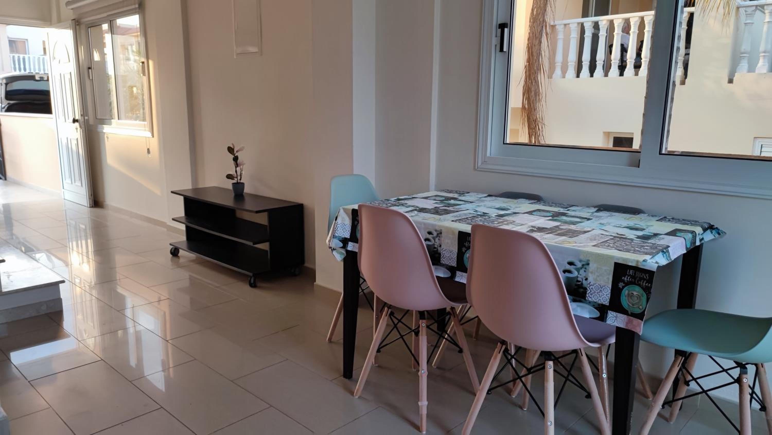 Lovely holiday home,Kapparis,2 swimming pools,Wifi