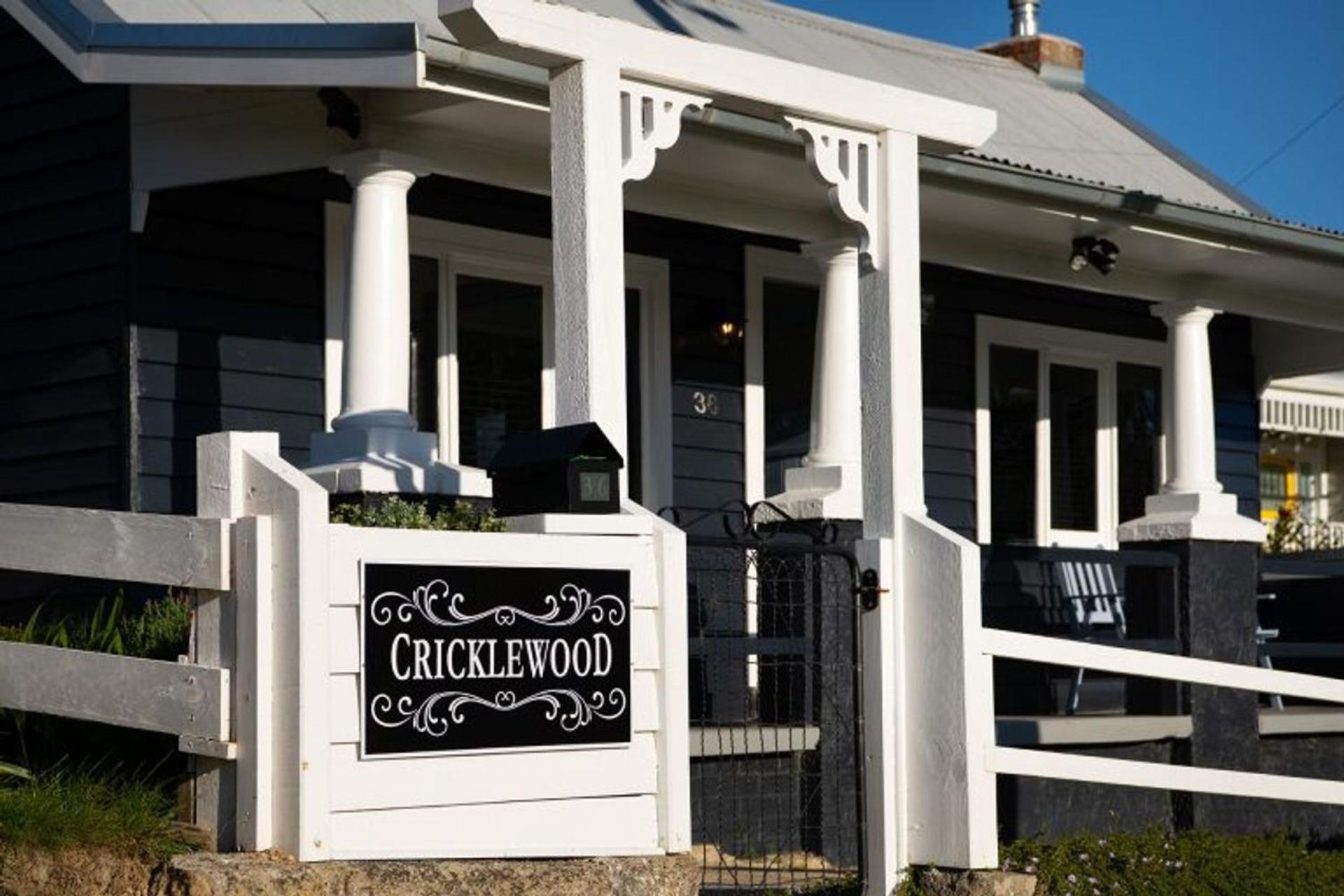 Cricklewood- 2 bedroom enchanting miner's cottage
