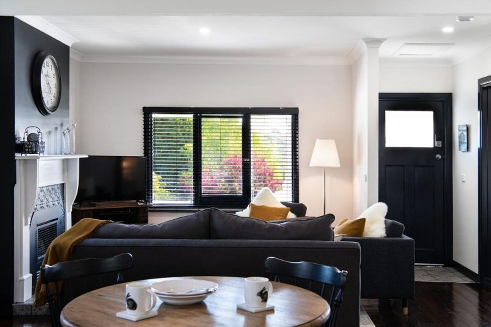 Cricklewood- 2 bedroom enchanting miner's cottage