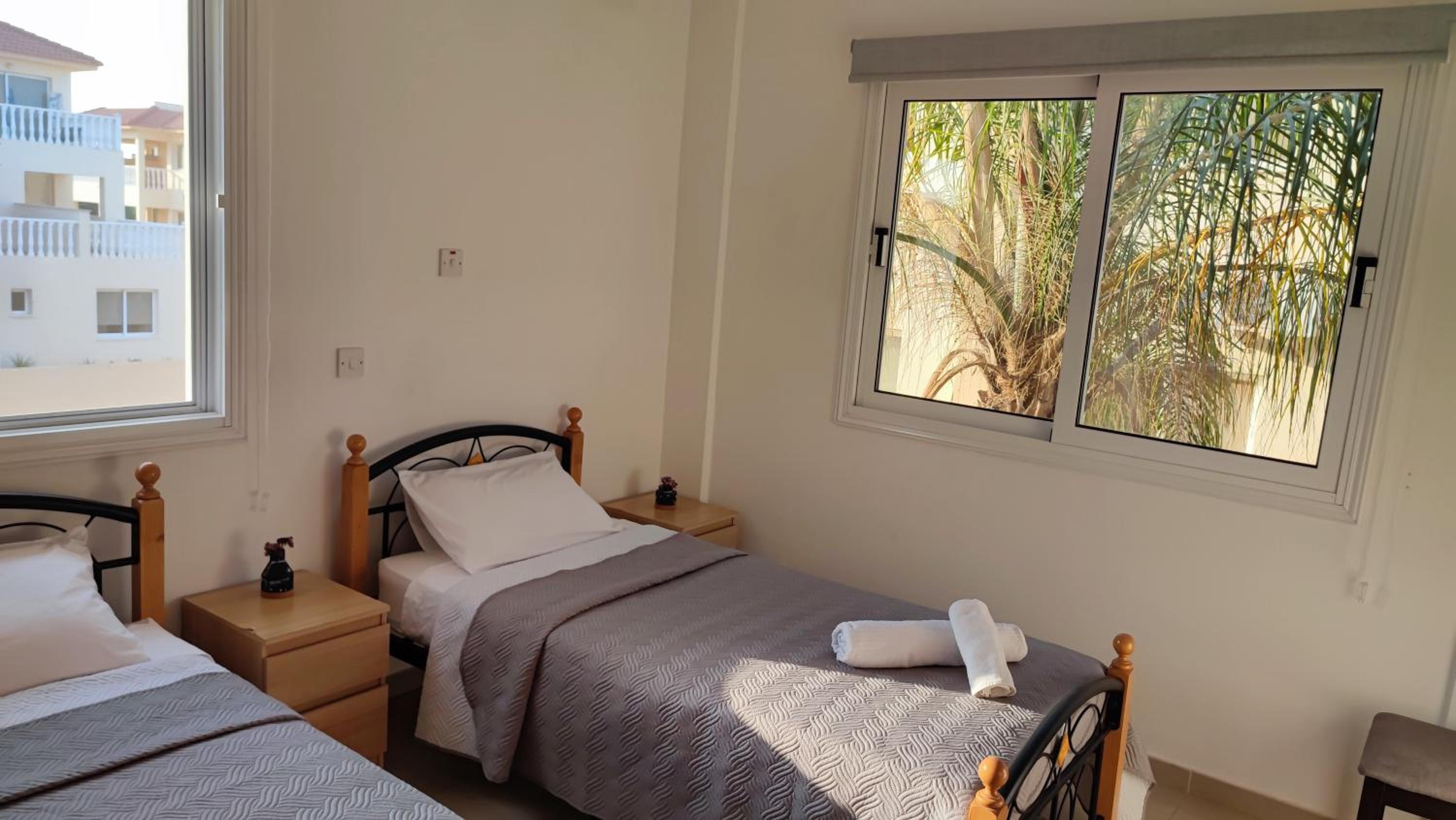 Lovely holiday home,Kapparis,2 swimming pools,Wifi