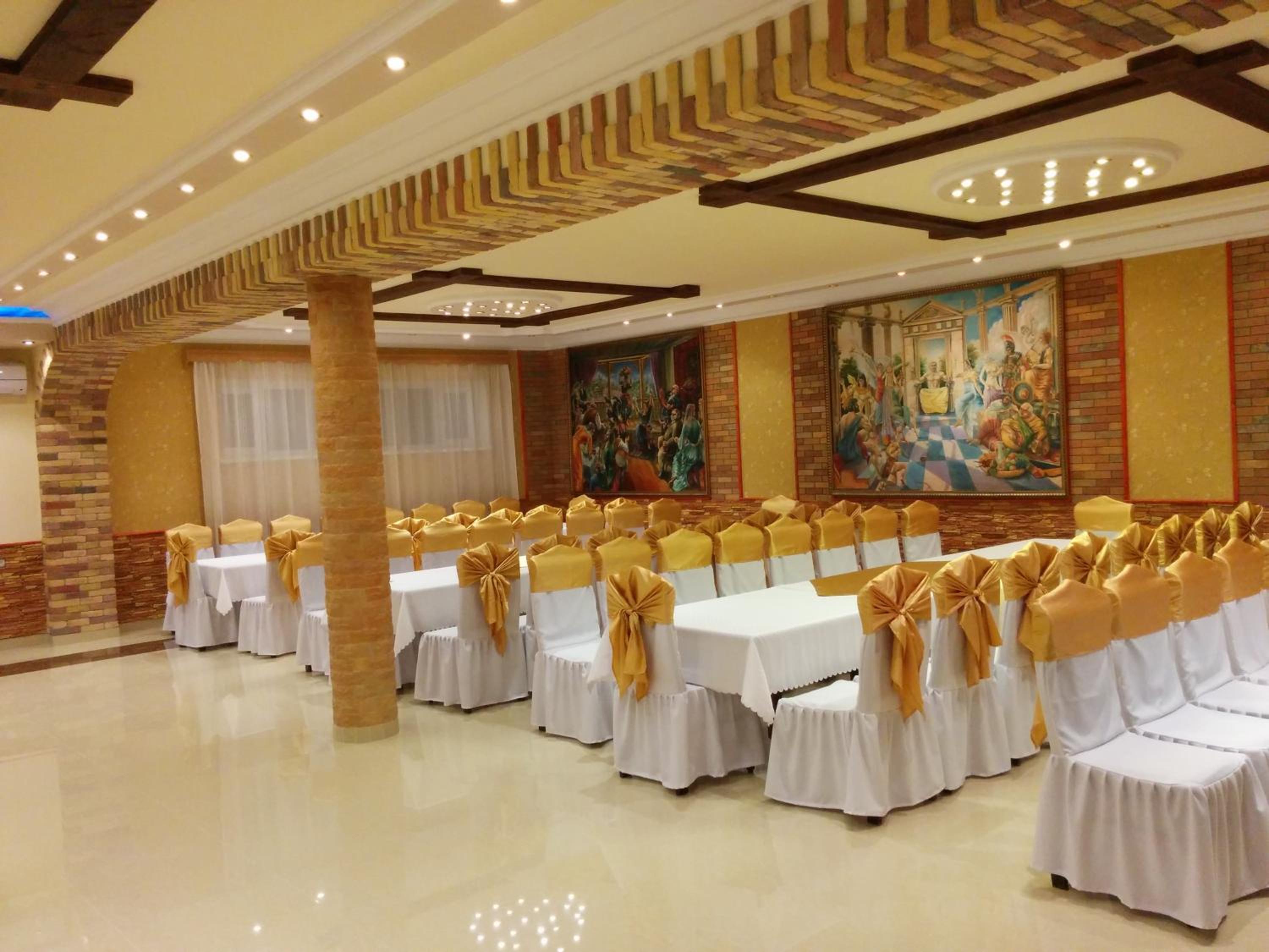 Erazank Hotel