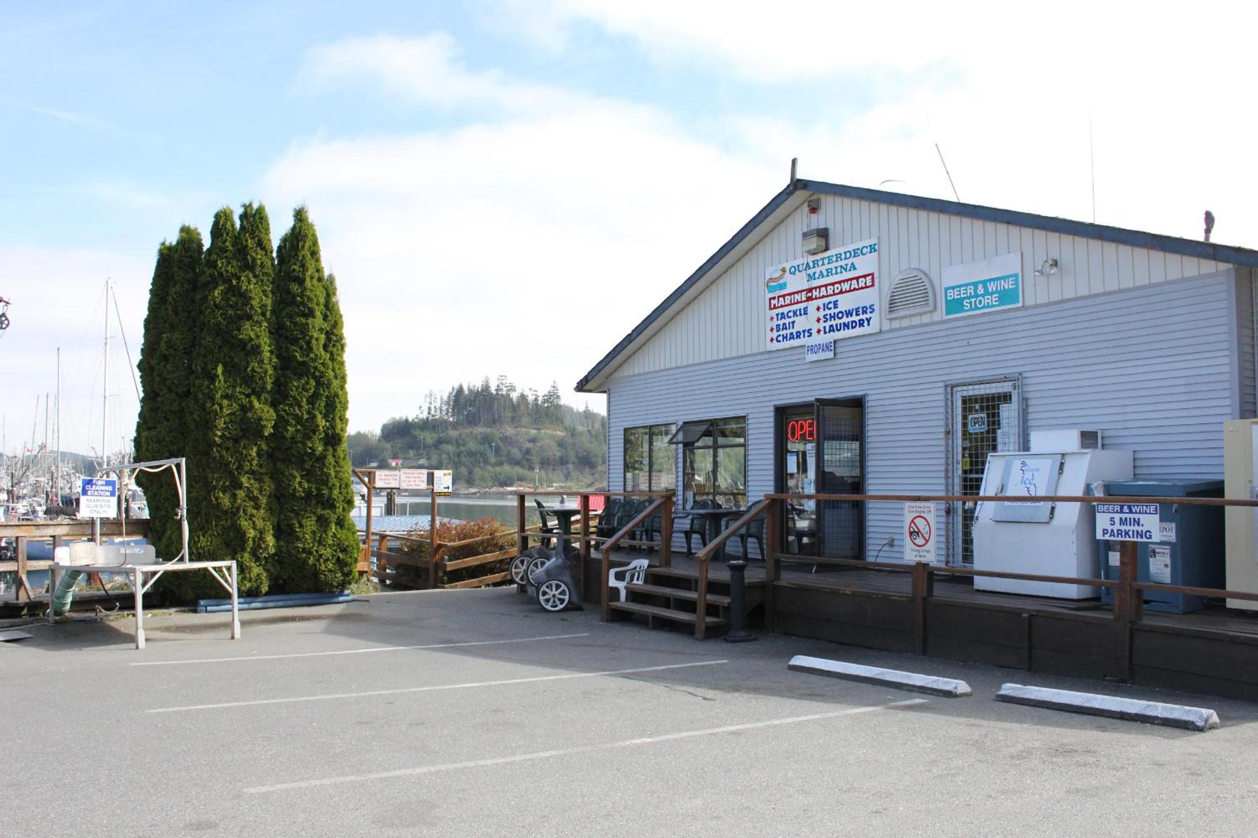 Quarterdeck Inn Port Hardy