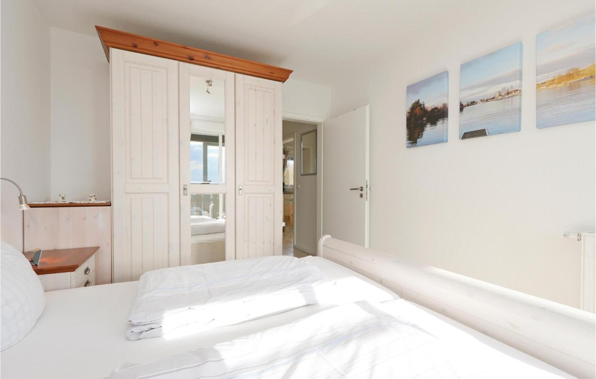 1 Bedroom Gorgeous Apartment In Rechlin