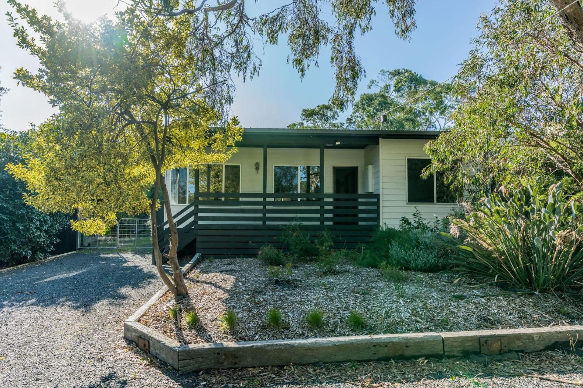 Cozy Beach Hideaway Pet friendly