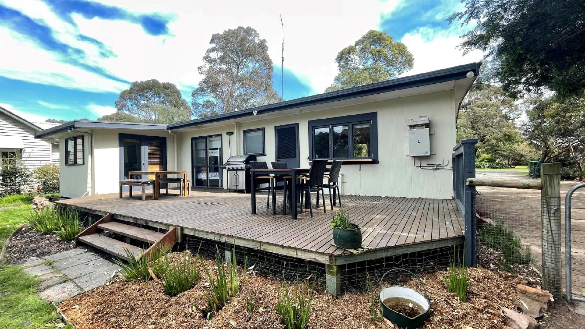 Wisteria Cottage Pet Friendly