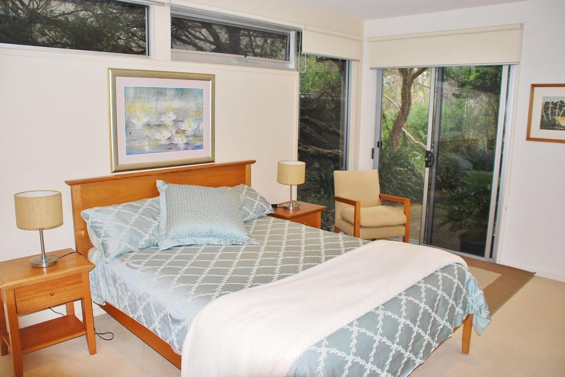 Stylish Holiday Home opposite Surf
