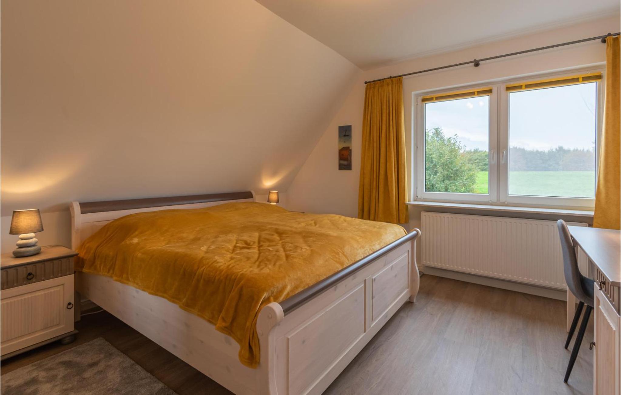 3 Bedroom Stunning Apartment In Büsum