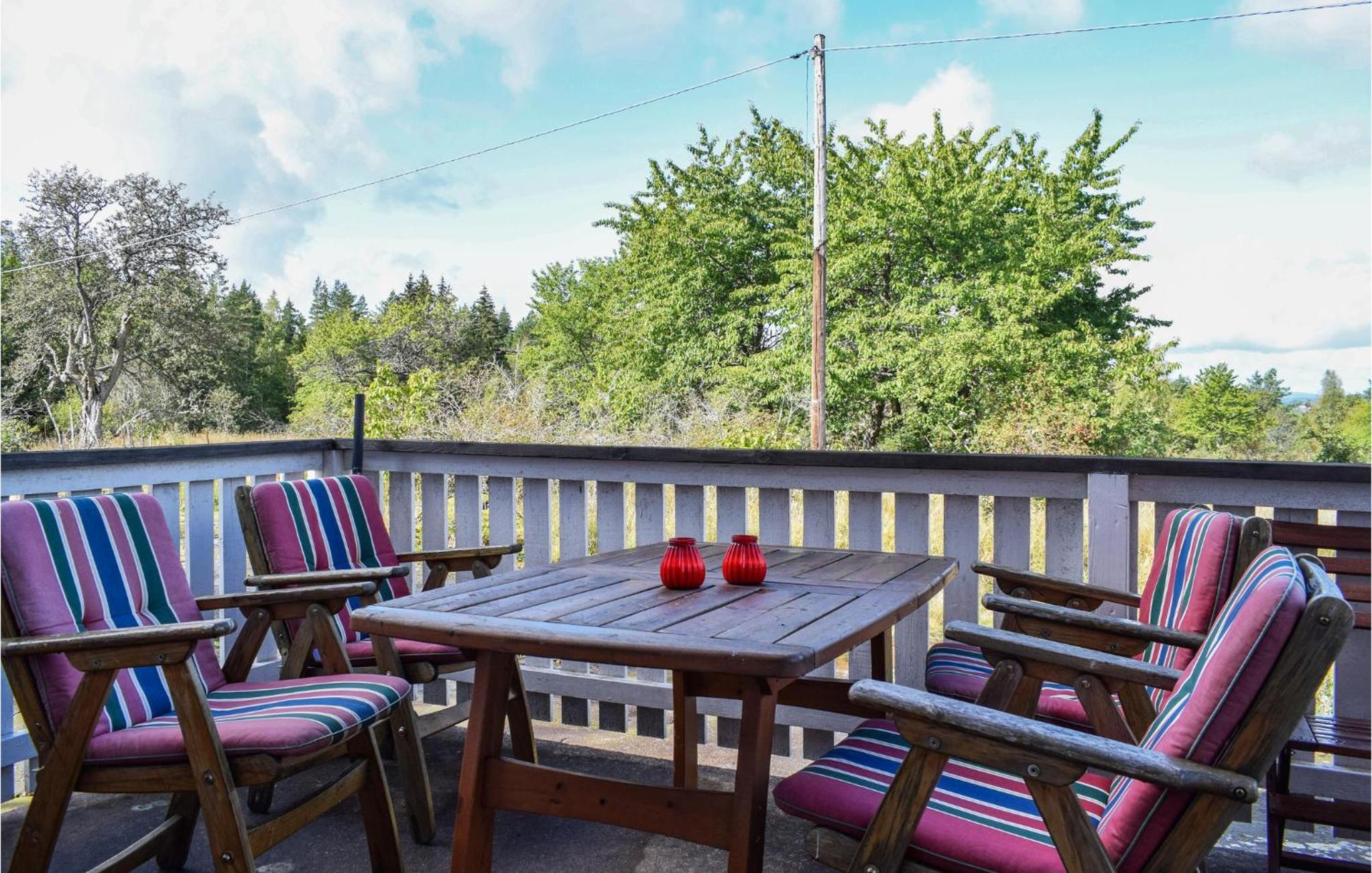 Awesome Apartment In Vetlanda With Sauna view 4