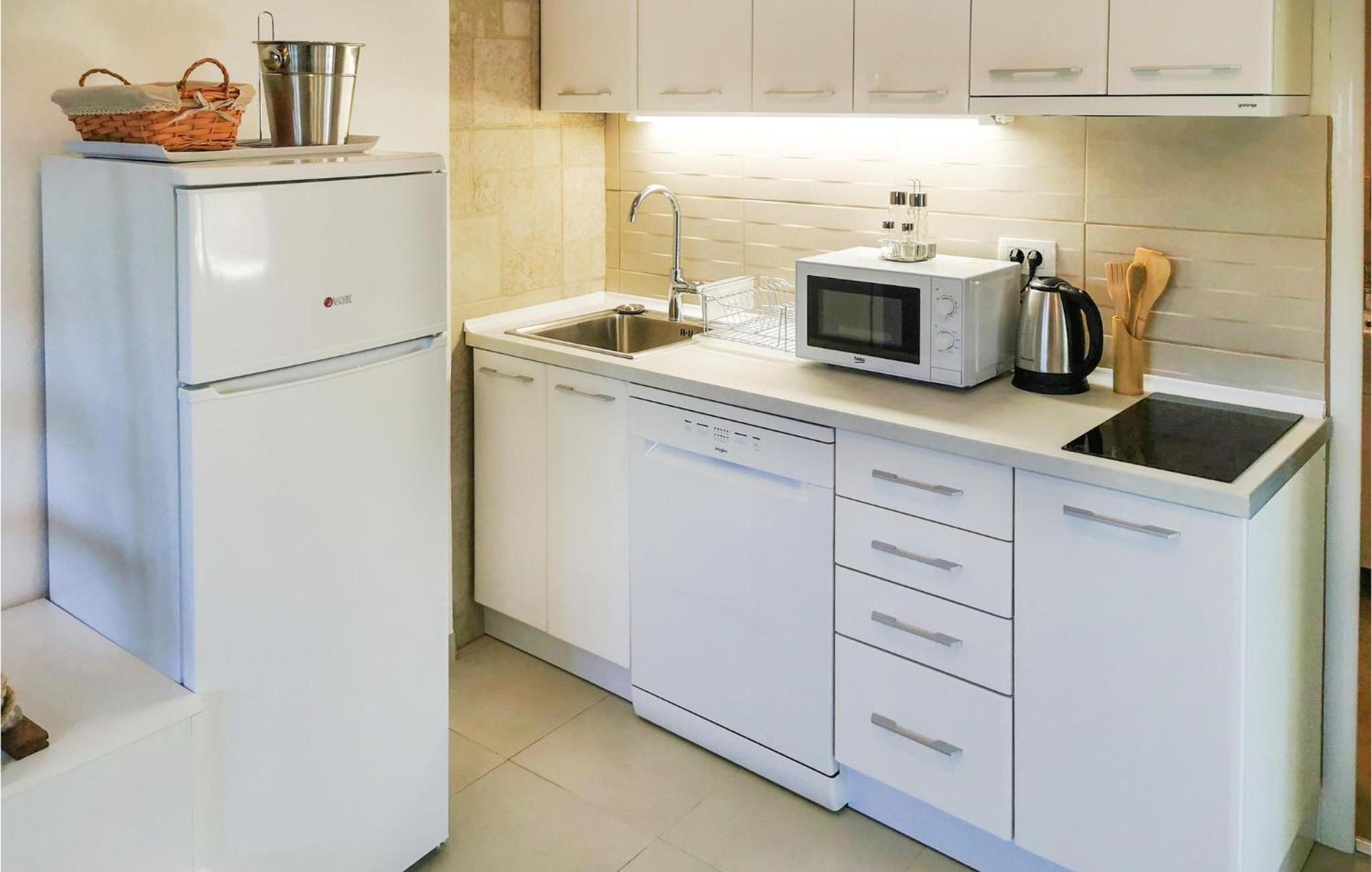 Lovely Apartment In Utjeha With Sauna