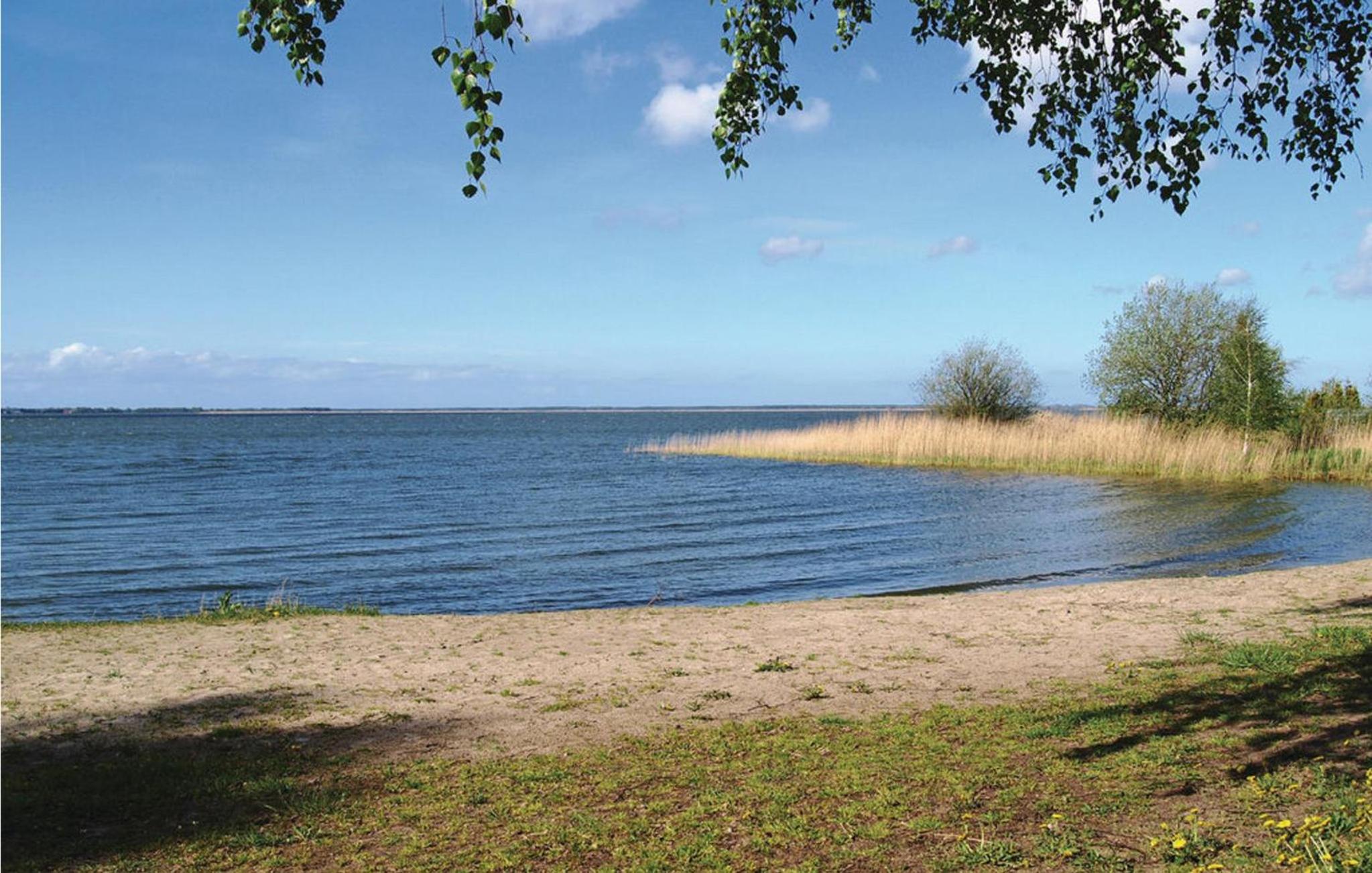 1 Bedroom Gorgeous Home In Fuhlendorf