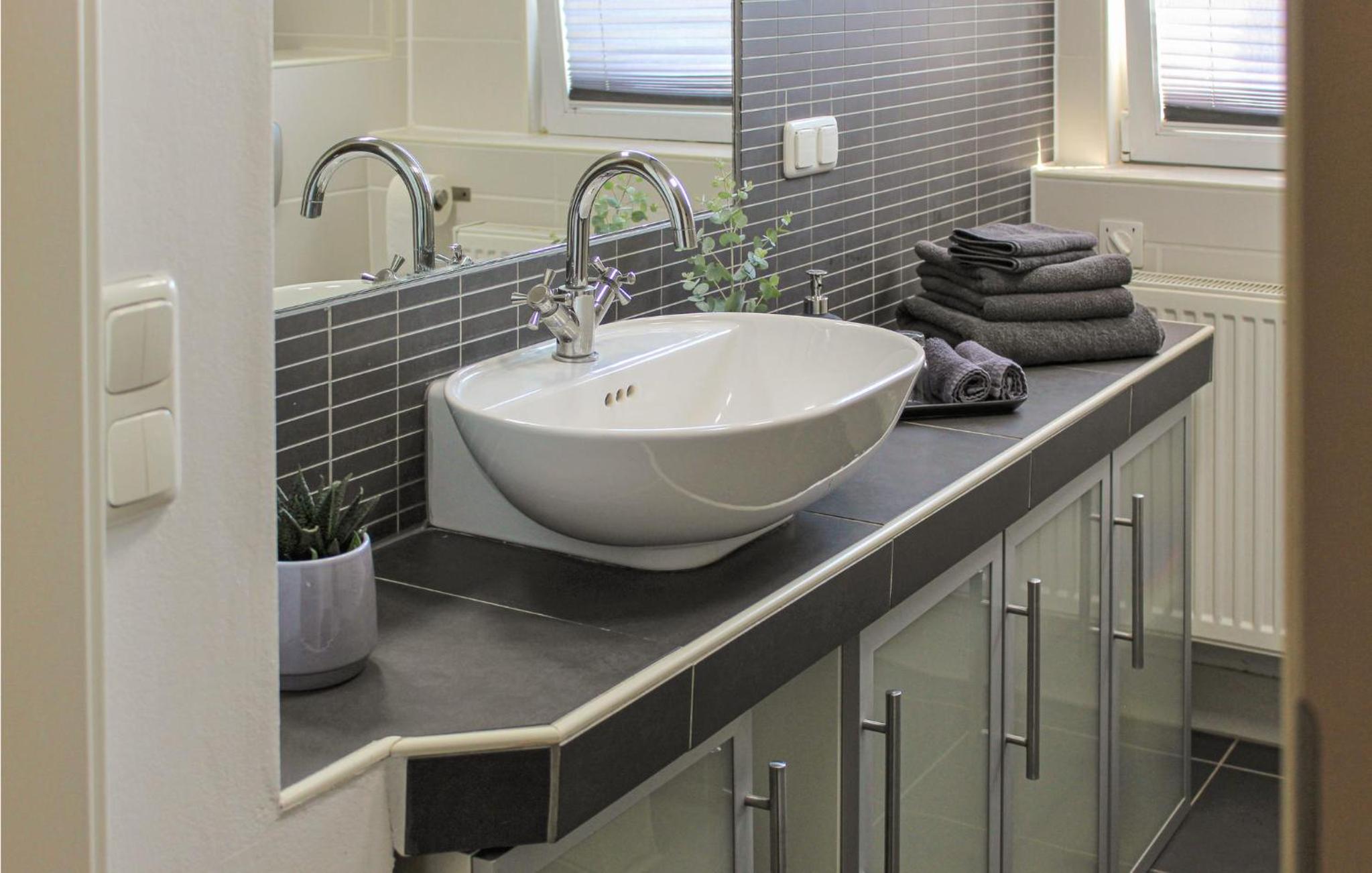 Stunning Apartment In Lahnstein