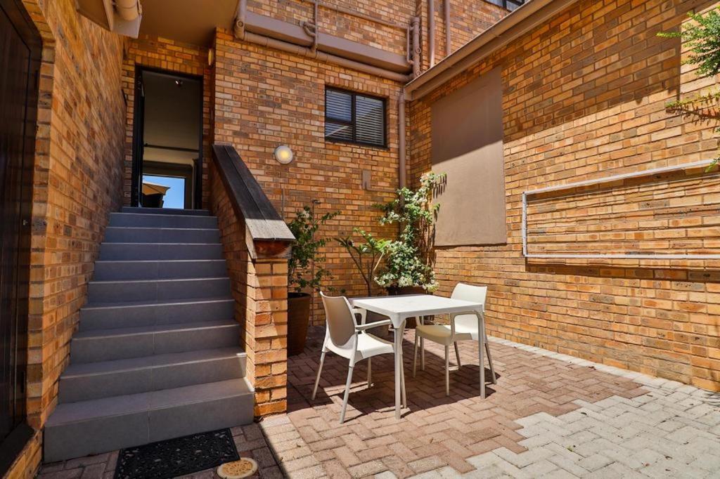 Balcony or terrace at Sea Cliff Condo, Knysna