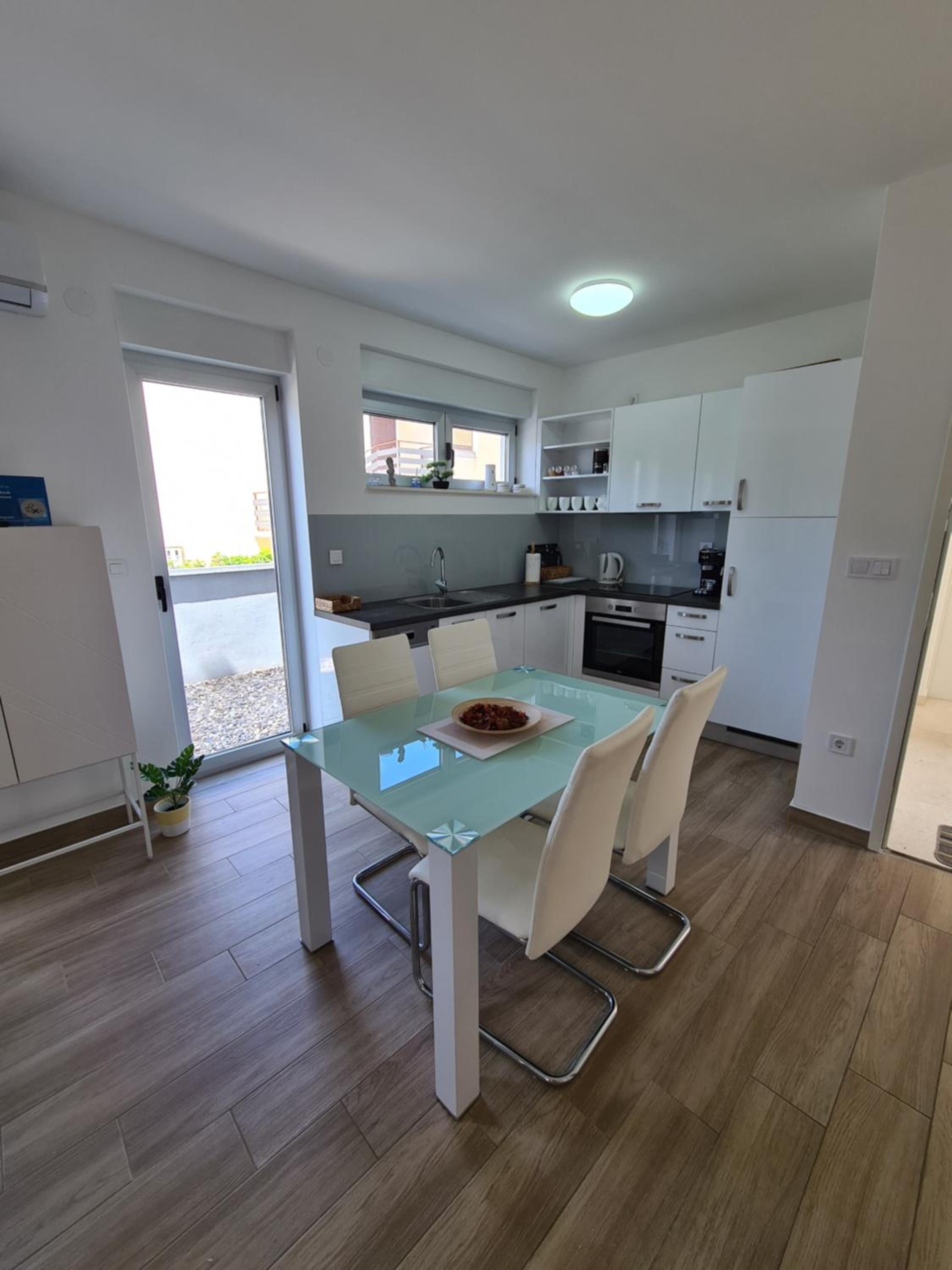 Love Borik Apartment view 5