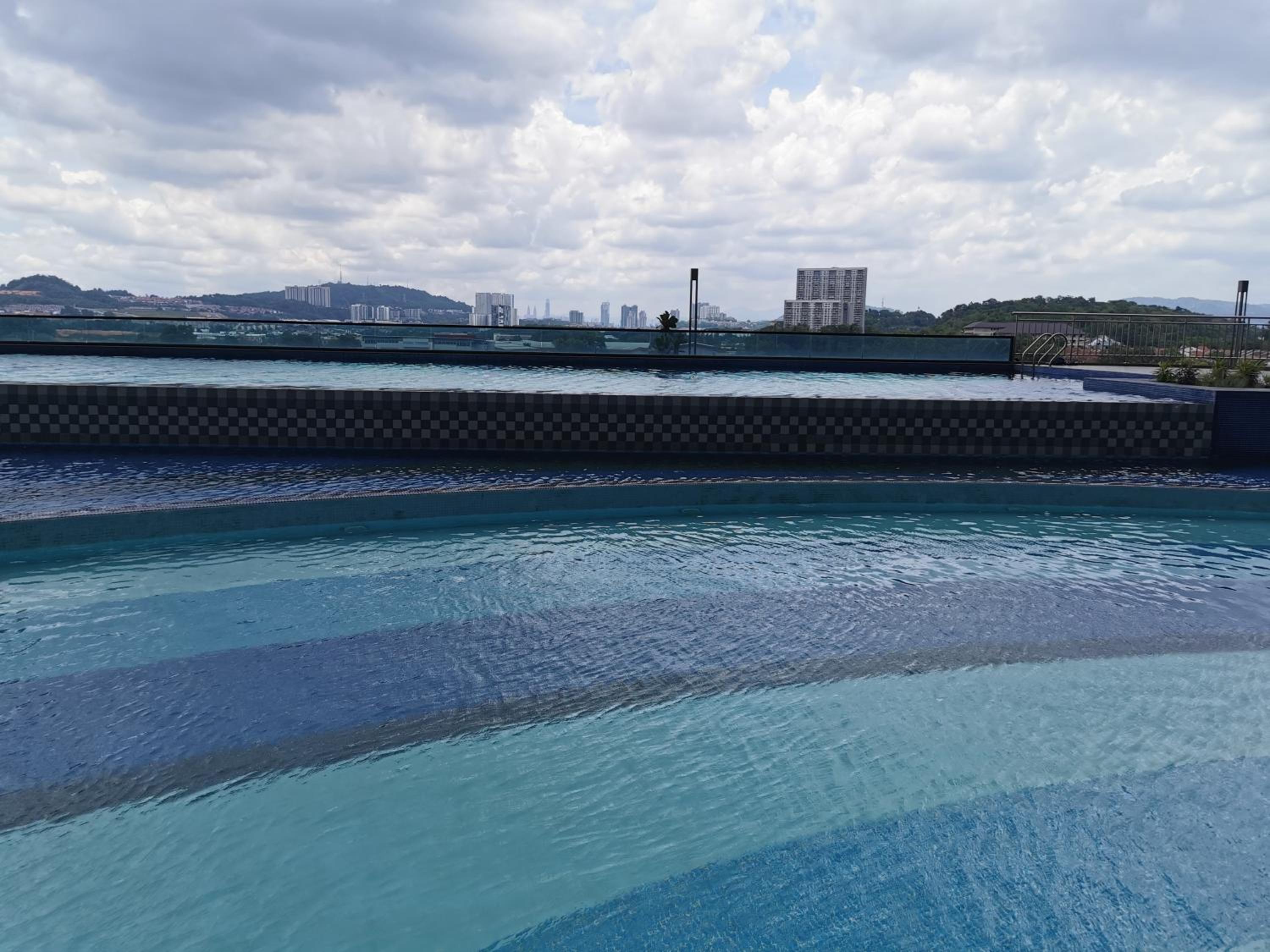 Apple 5 @ Menara Simfoni/Symphony Tower Free Wifi/Parking/TV Box/Nexflix photo 5