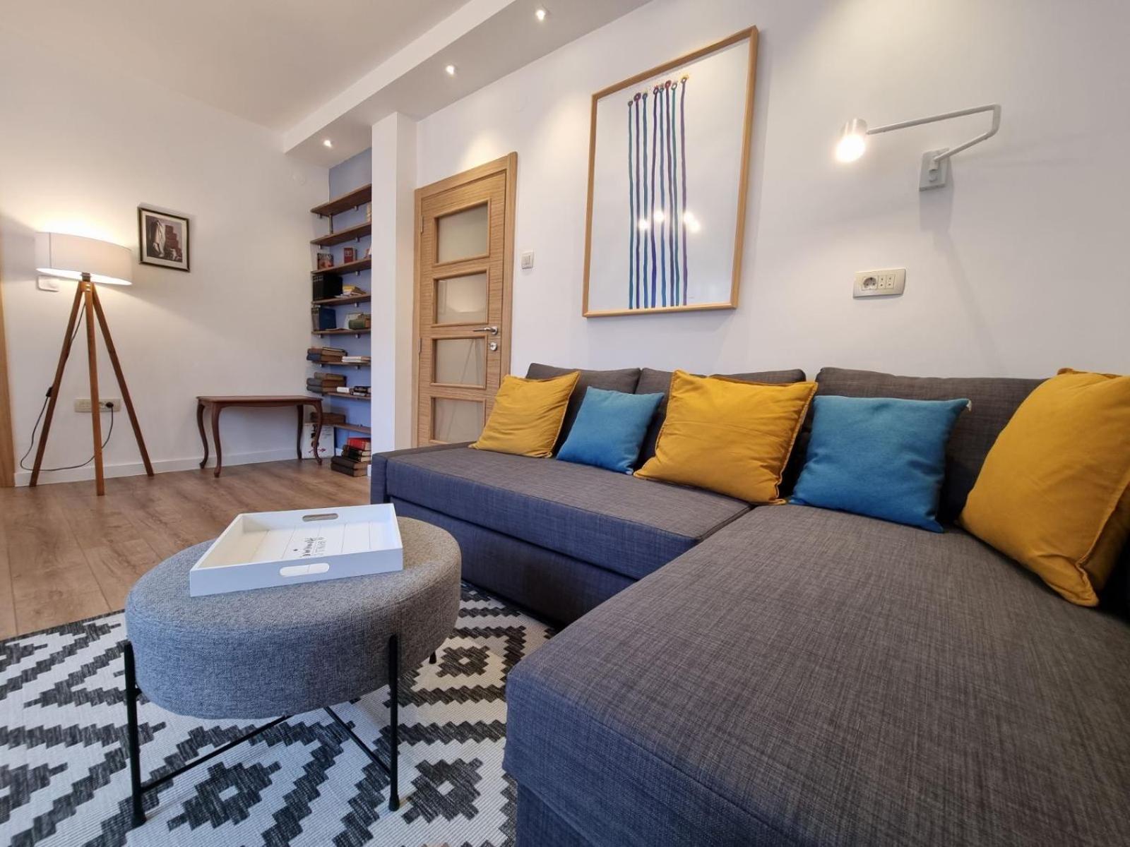 Golden Fields Apartment near the Old Town view 2