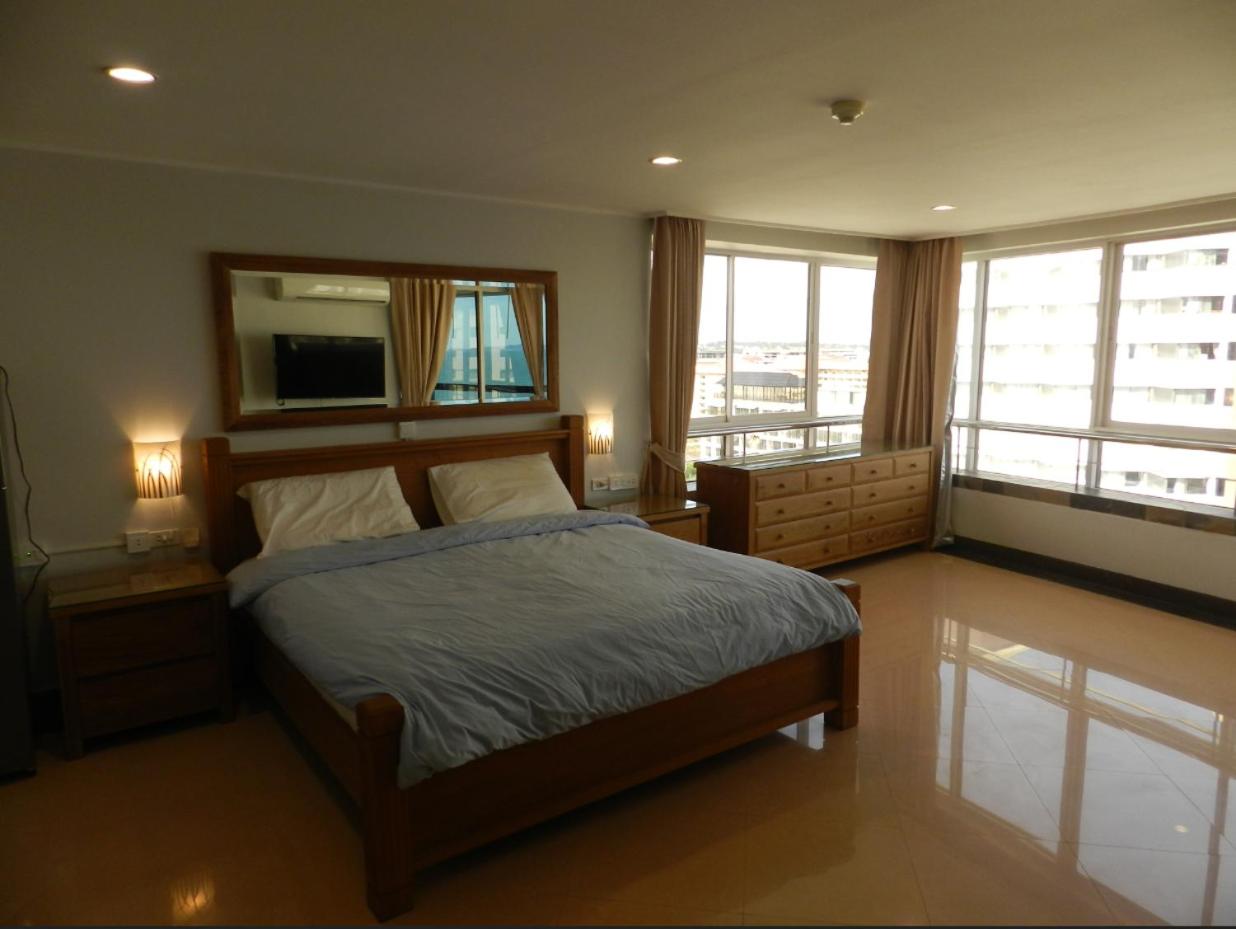 Jomtien PLAZA Condotel