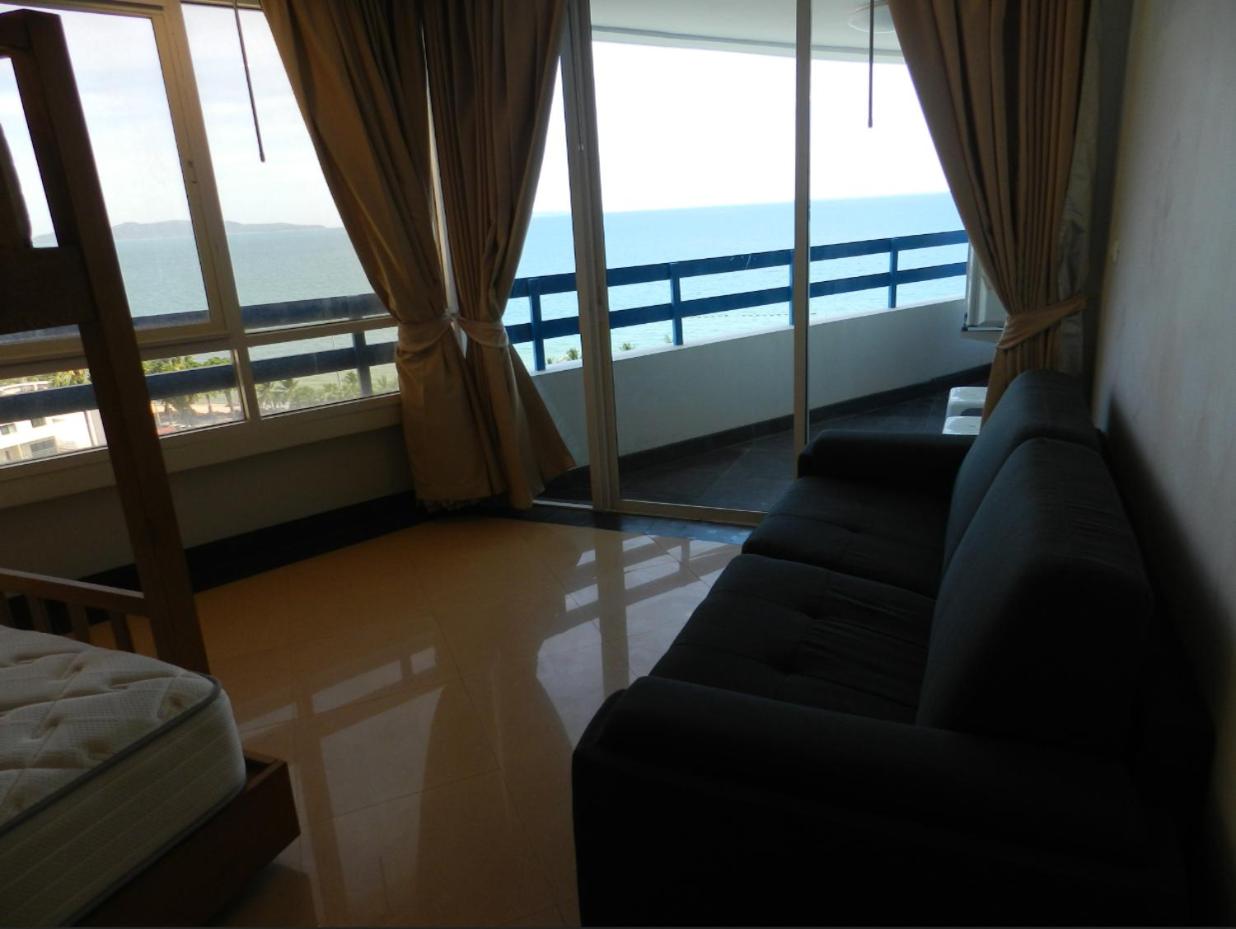 Jomtien PLAZA Condotel