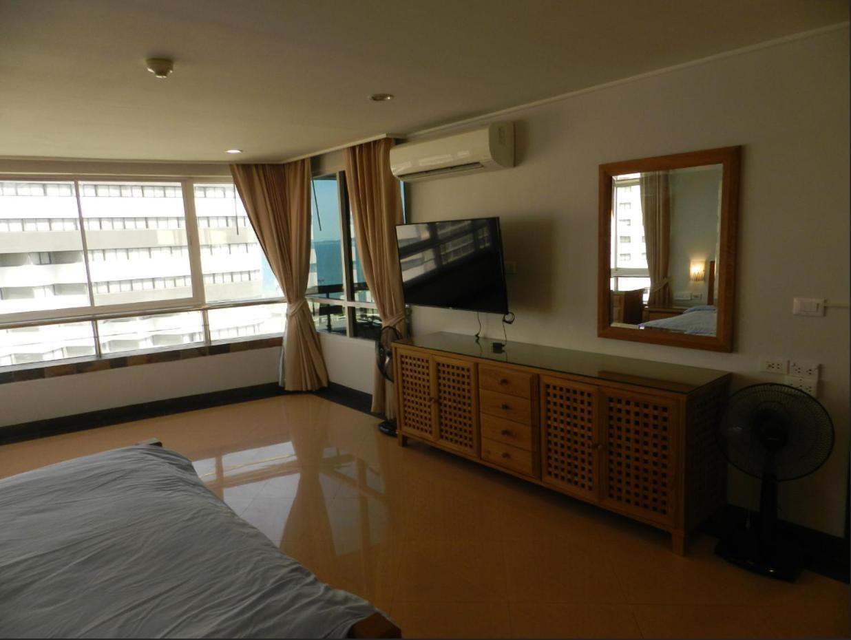 Jomtien PLAZA Condotel