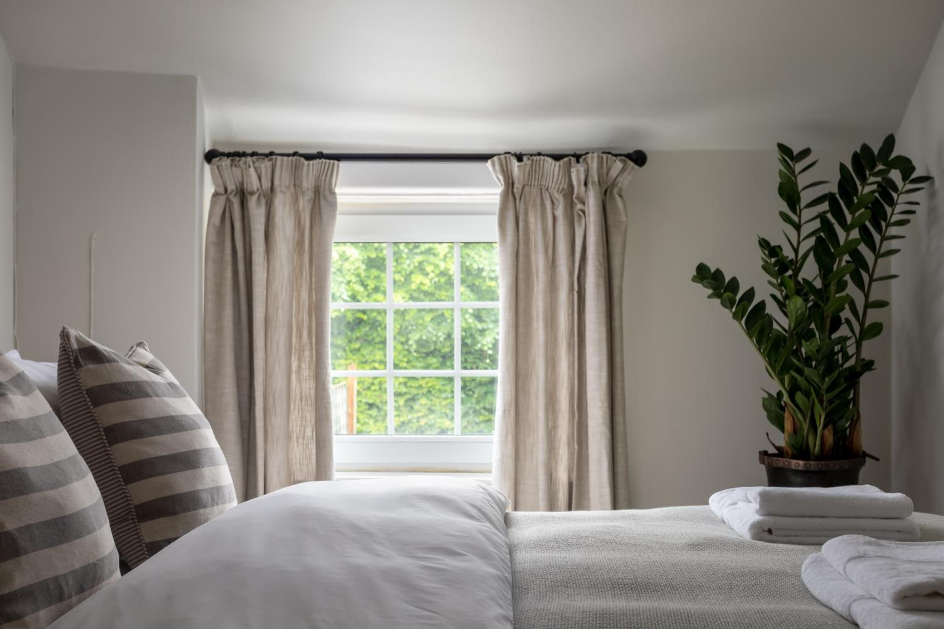 Mulberry, A Luxury Two Bed Cottage in Painswick view 2