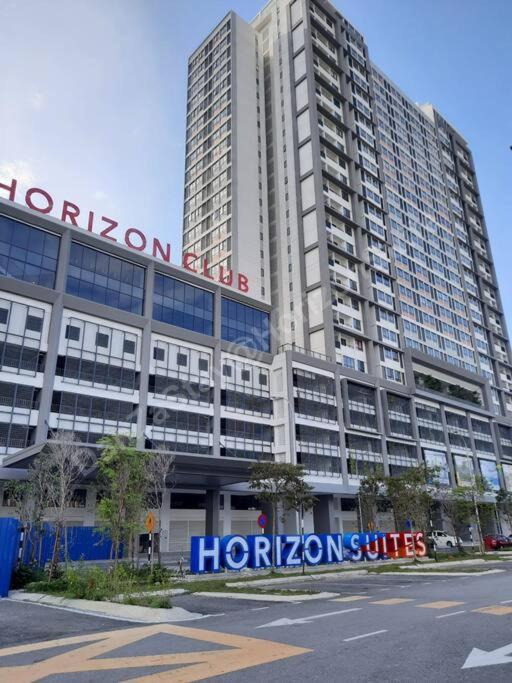 DanZaStay1@HorizonSuite - nearby KLIA photo 2
