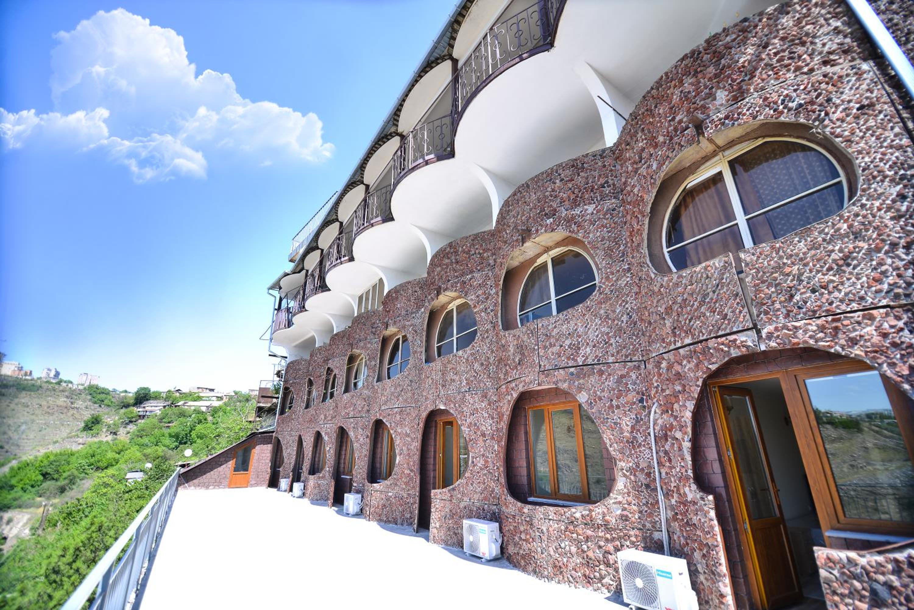 The Hill Guesthouse