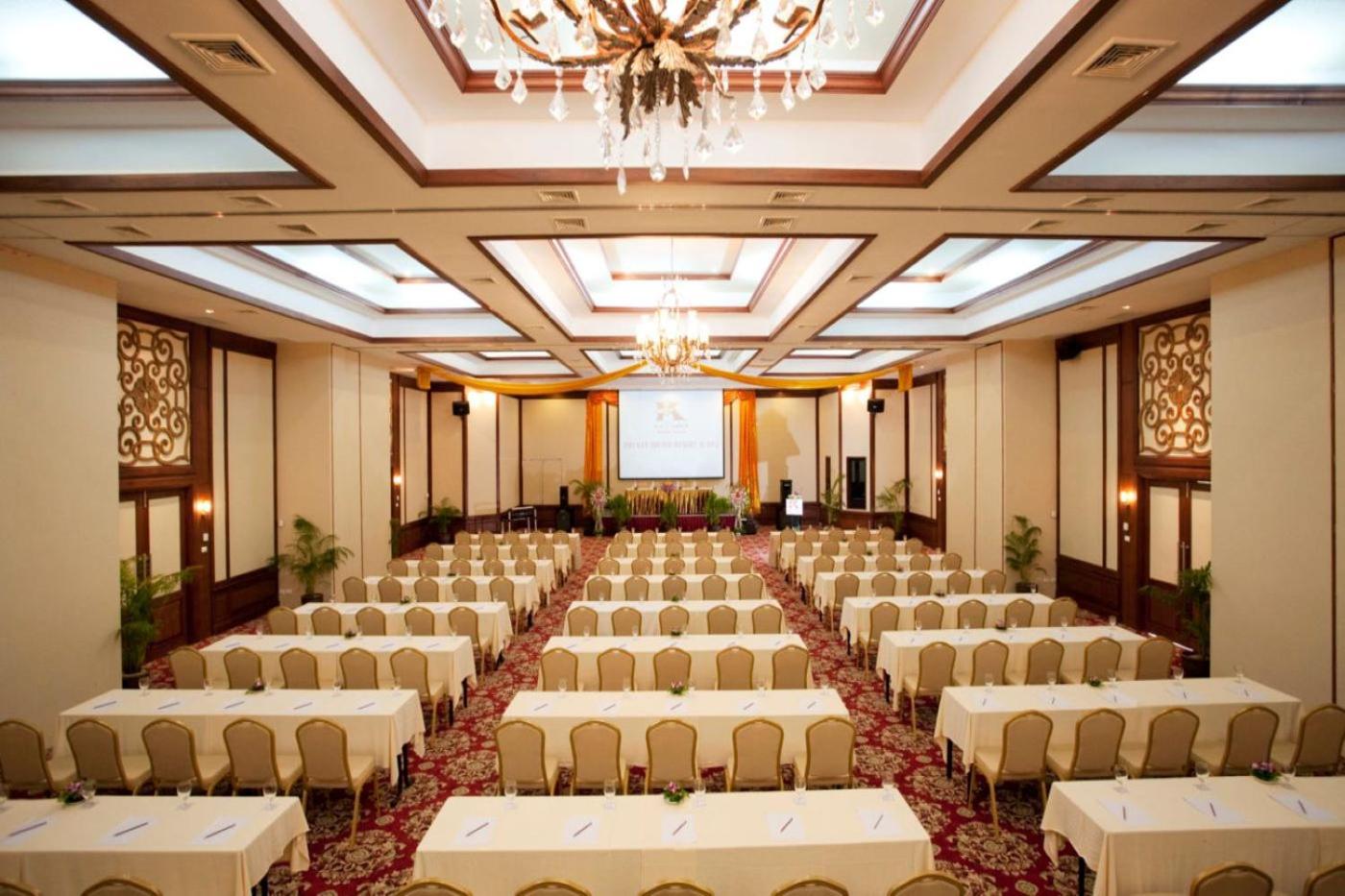 meeting & event spaces