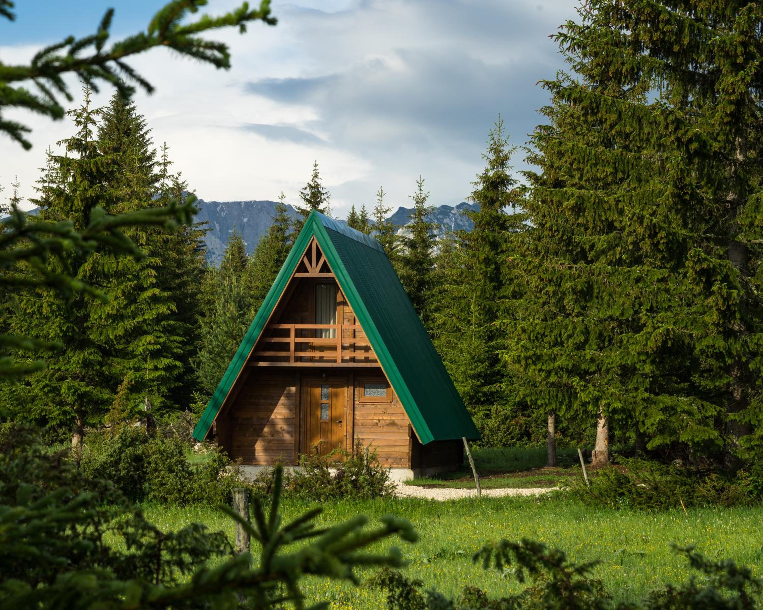 Mountain Houses Emilija view 3