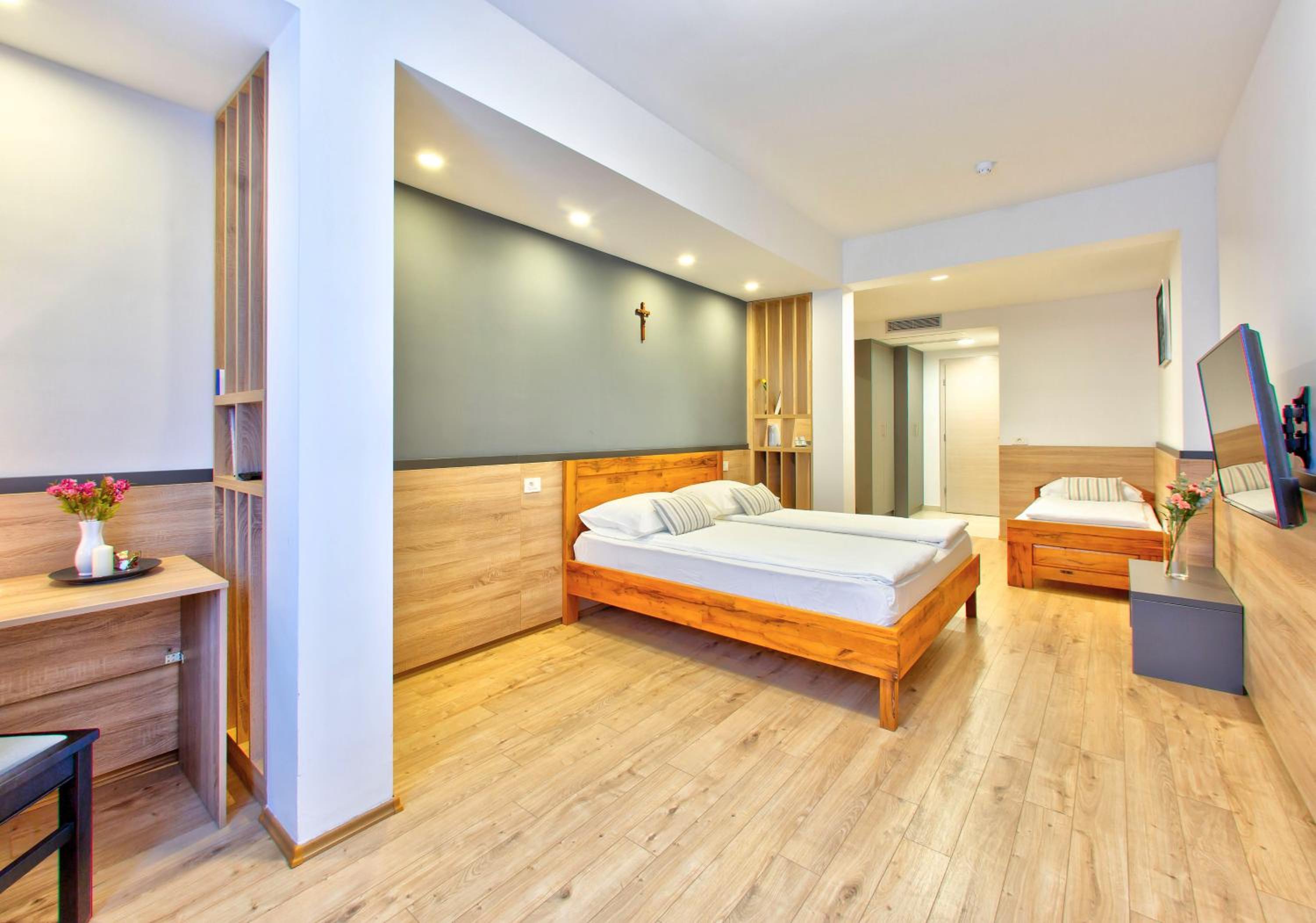 Hotel Dompes
