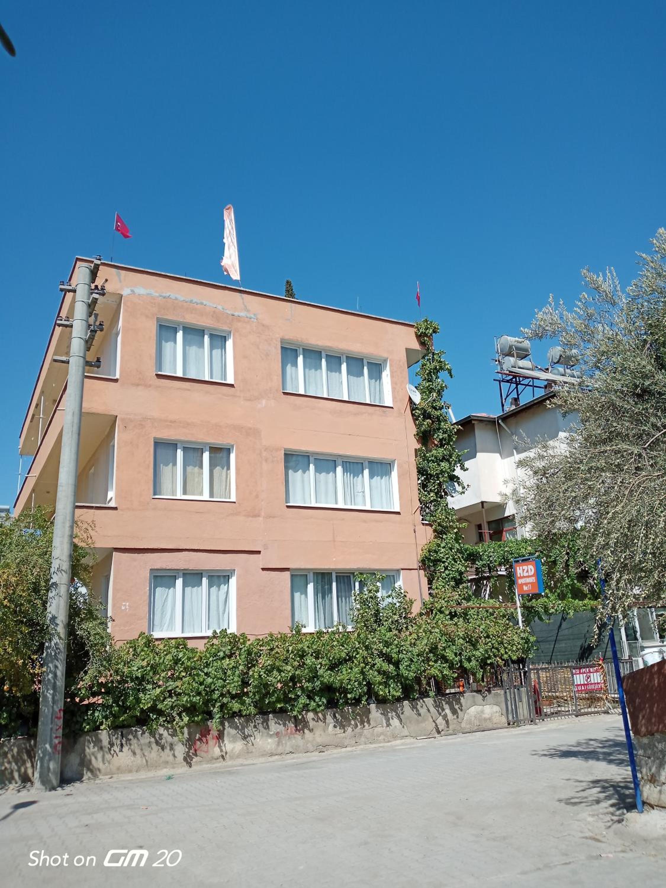 HZD Apartments Hostel